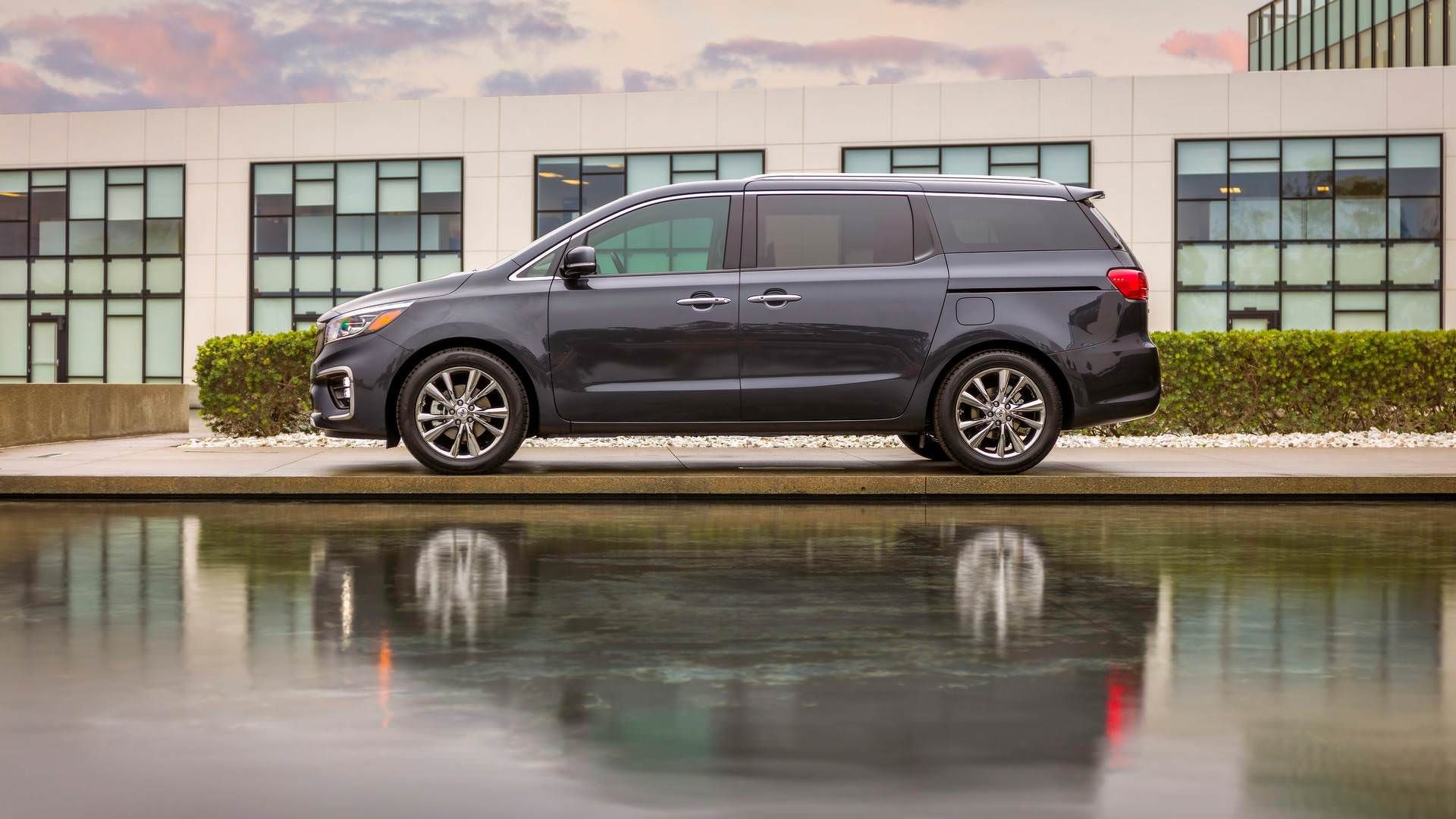 2019 Kia Sedona / کیا سدونا واگن مدل 2019