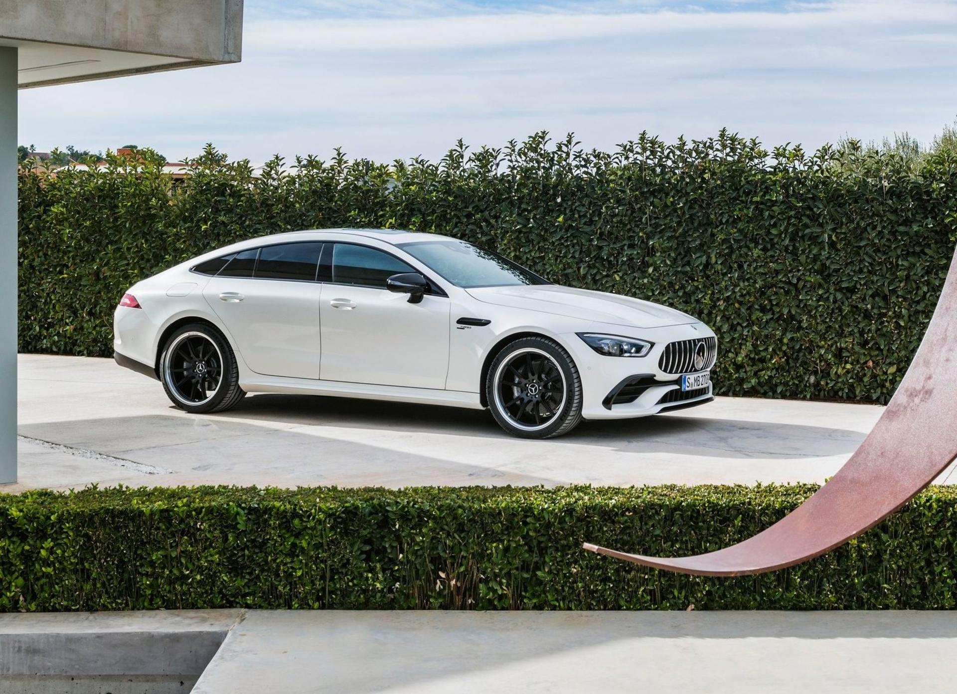 Mercedes-Benz AMG GT Sedan