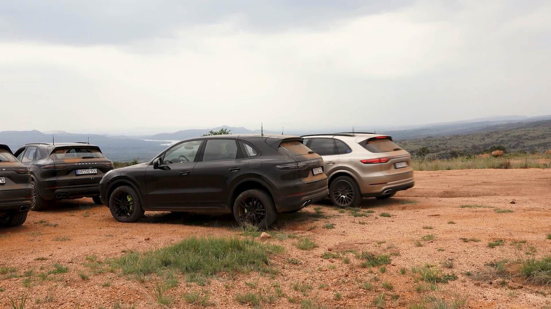2019 PORSCHE CAYENNE E-HYBRID / پورشه کاین ای-هیبرید مدل 2019