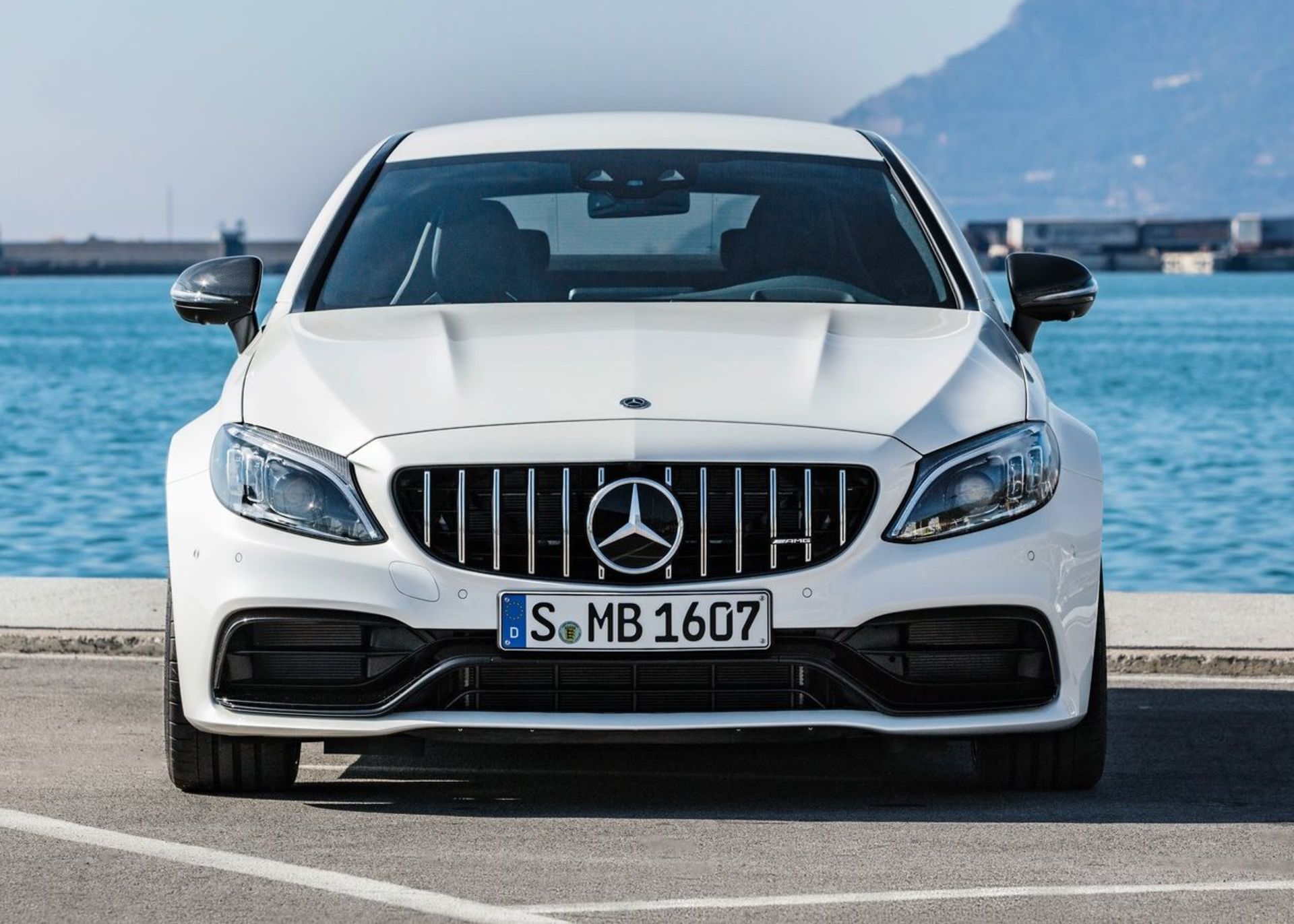 Mercedes-Benz C63 S AMG Coupe