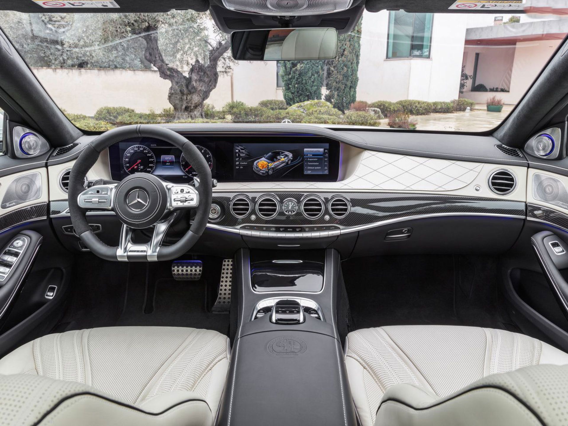 مرسدس بنز / Mercedes-Benz AMG S63