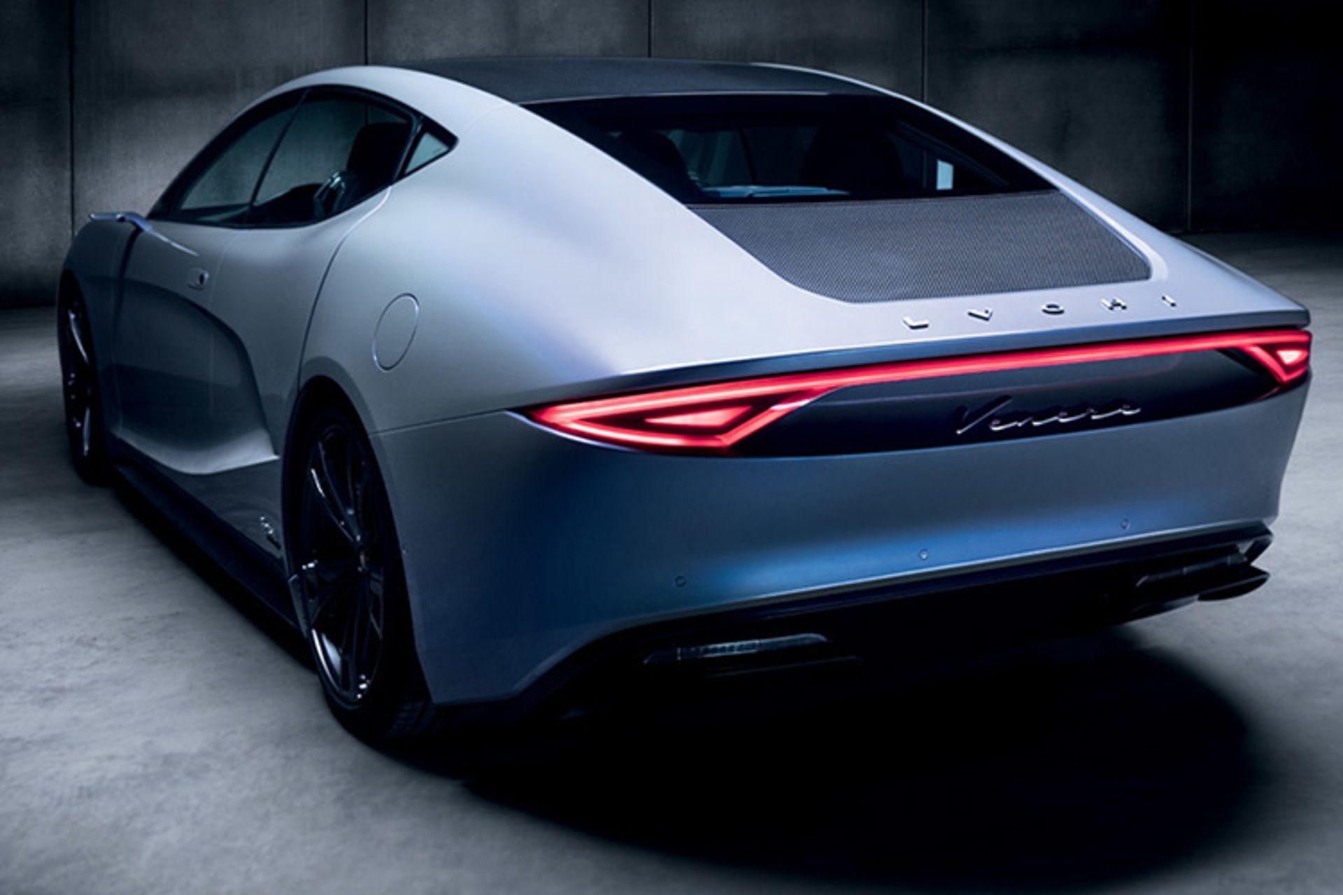 لیموزین تمام برقی LVCHI اوتو ونیر/ LVCHI Auto Venere 