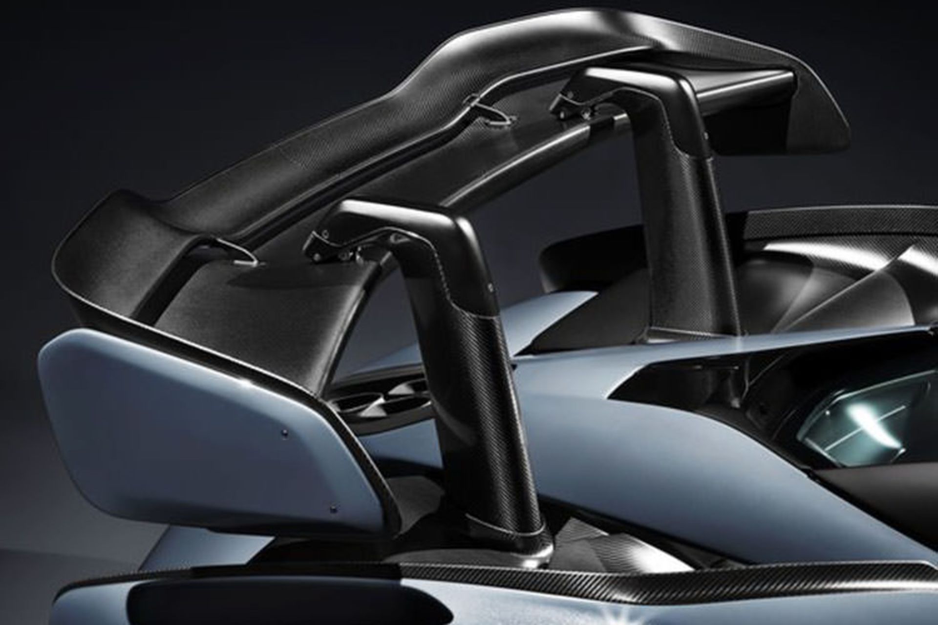 McLaren Senna supercar / ابرخودروی سوپراسپرت مک‌لارن سنا