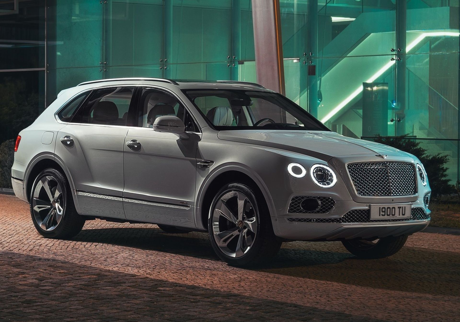 Bentley Bentayga Hybrid