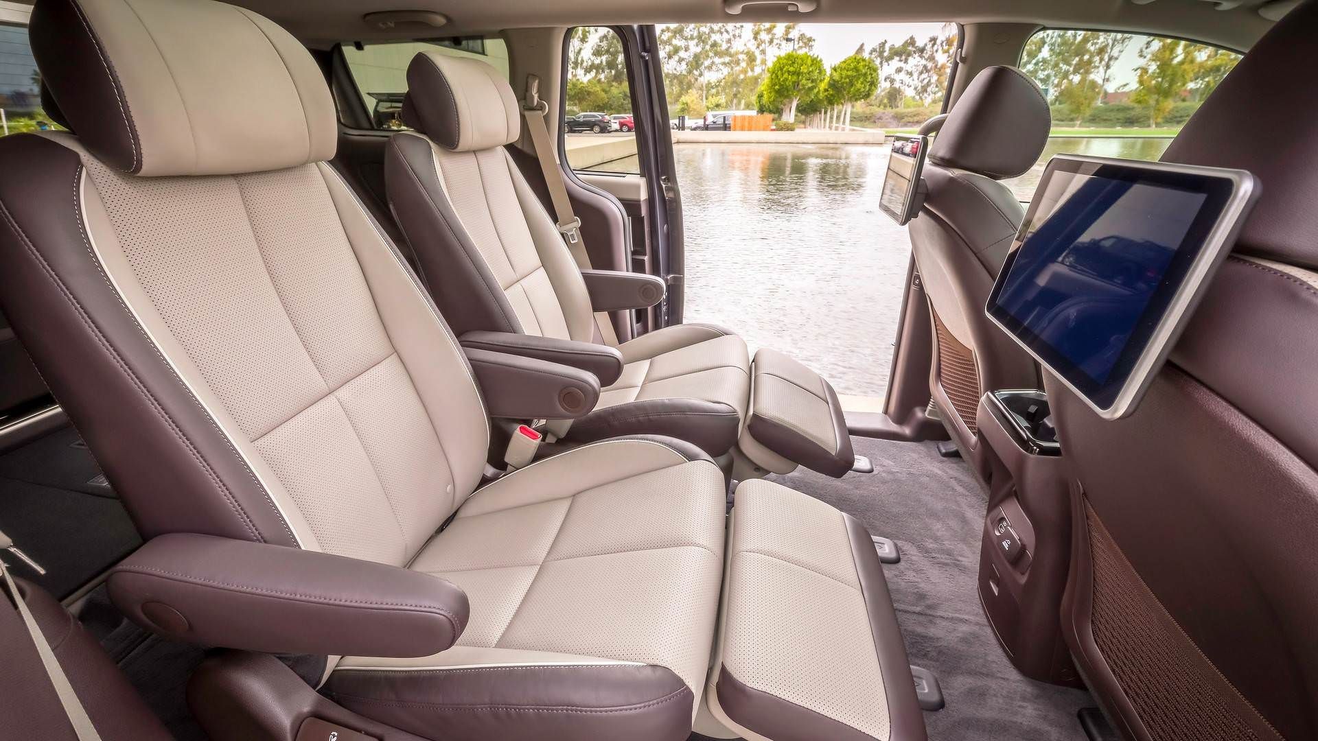 2019 Kia Sedona / کیا سدونا واگن مدل 2019
