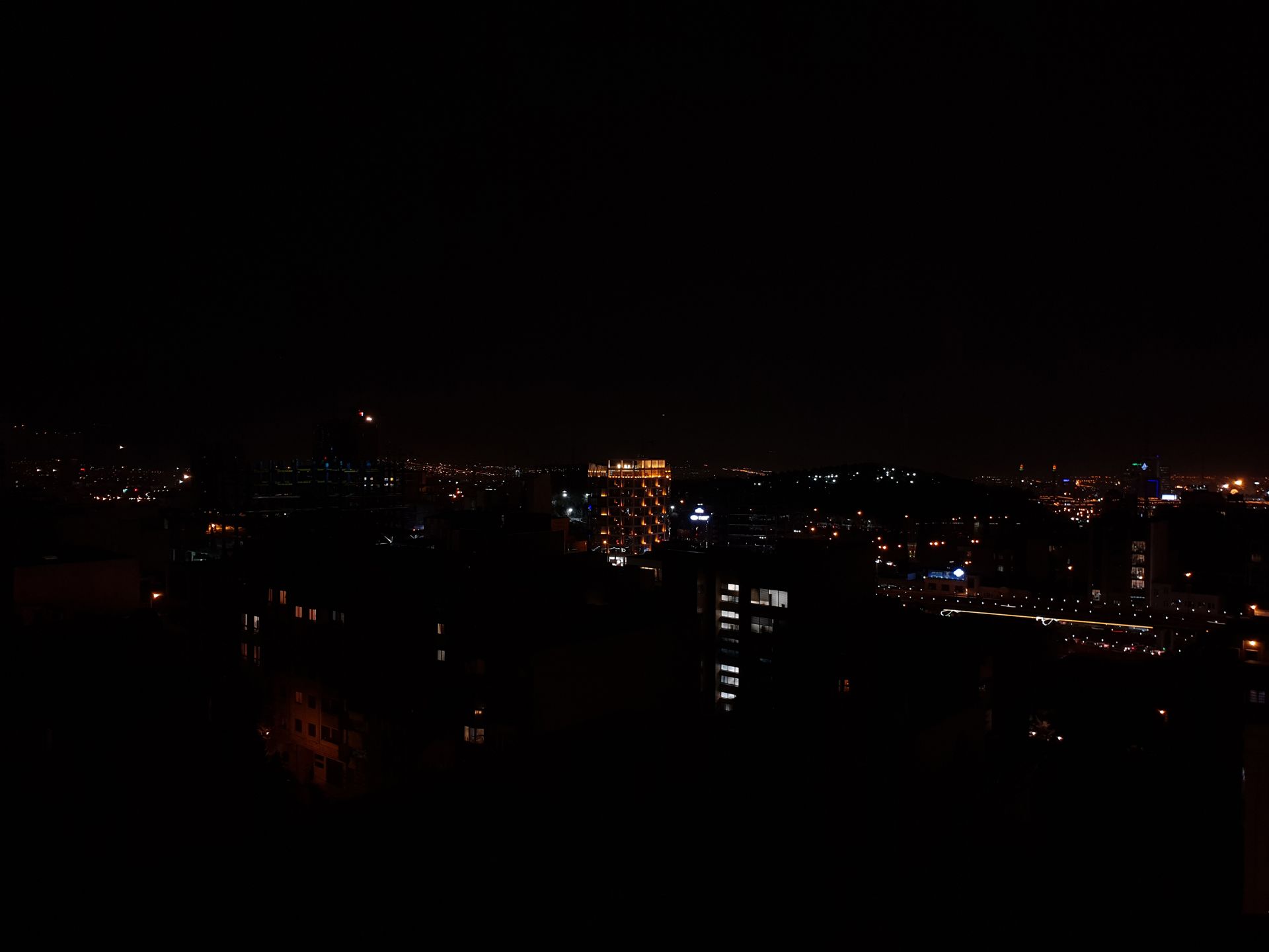 گلکسی اس ۹ - F/2.4