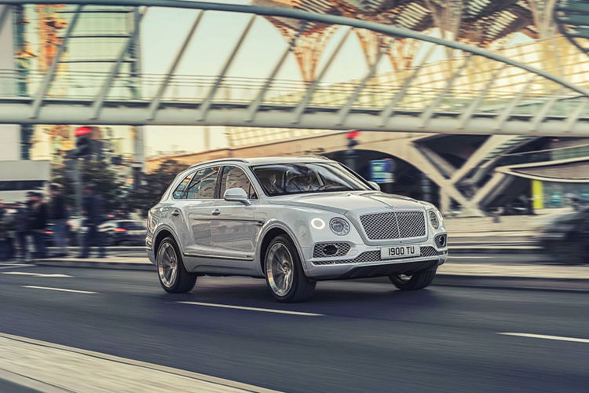 2019 Bentley Bentagya Hybrid / خودروی هیبریدی بنتلی بنتایگا مدل 2019