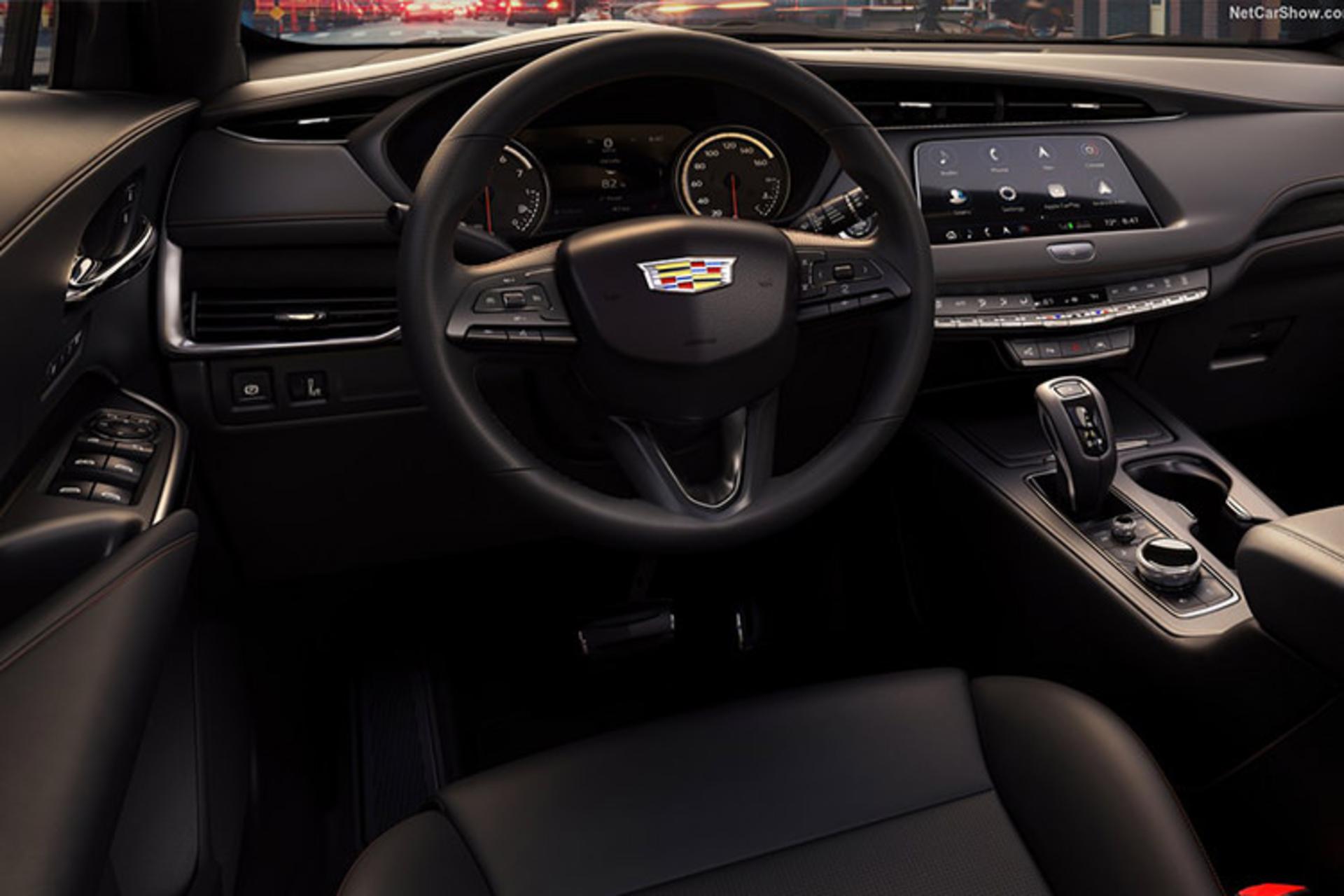 Cadillac XT4 / کادیلاک