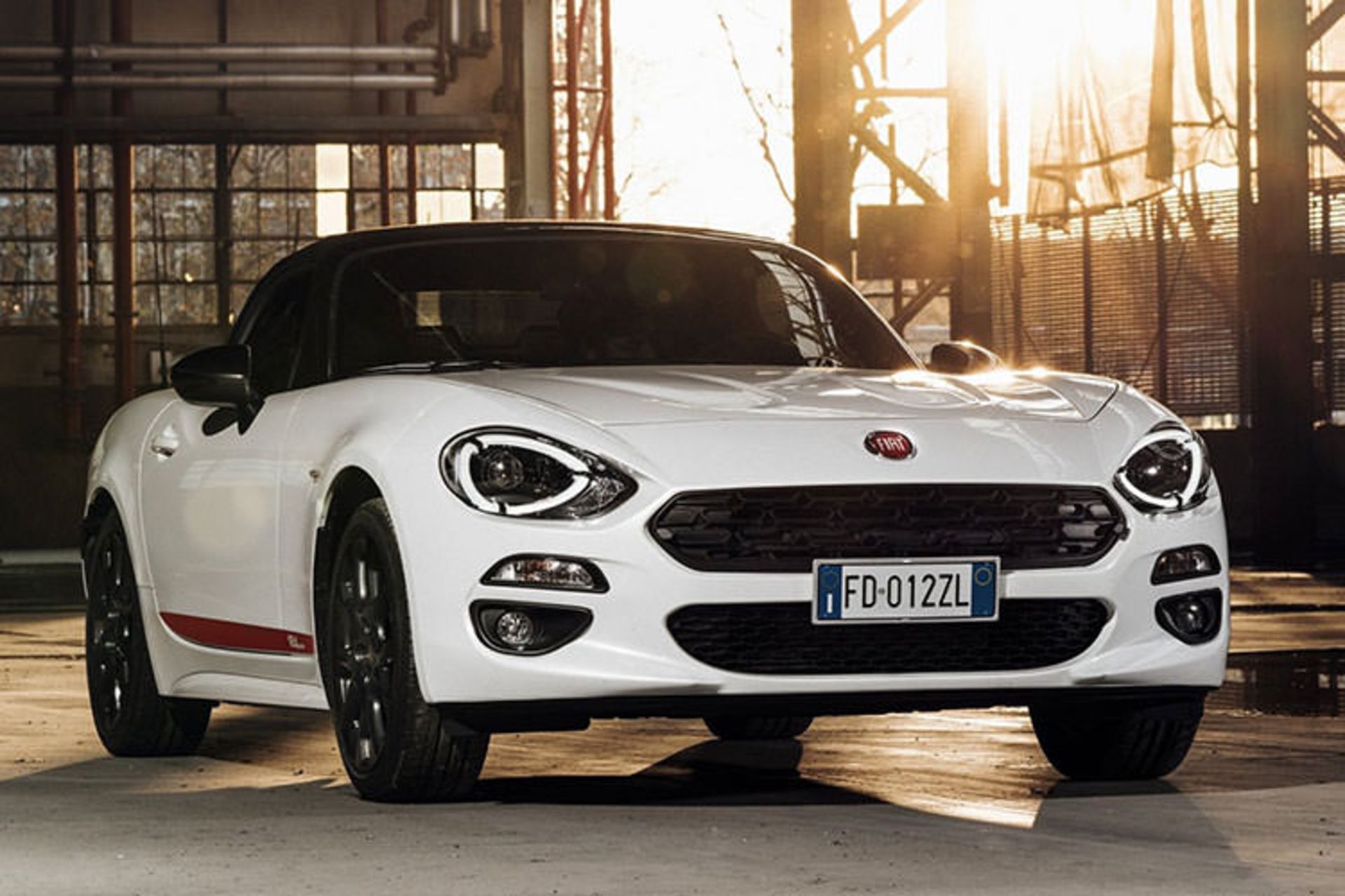 2019 Fiat 124 Spider S-Design / فیات 124 اسپایدر