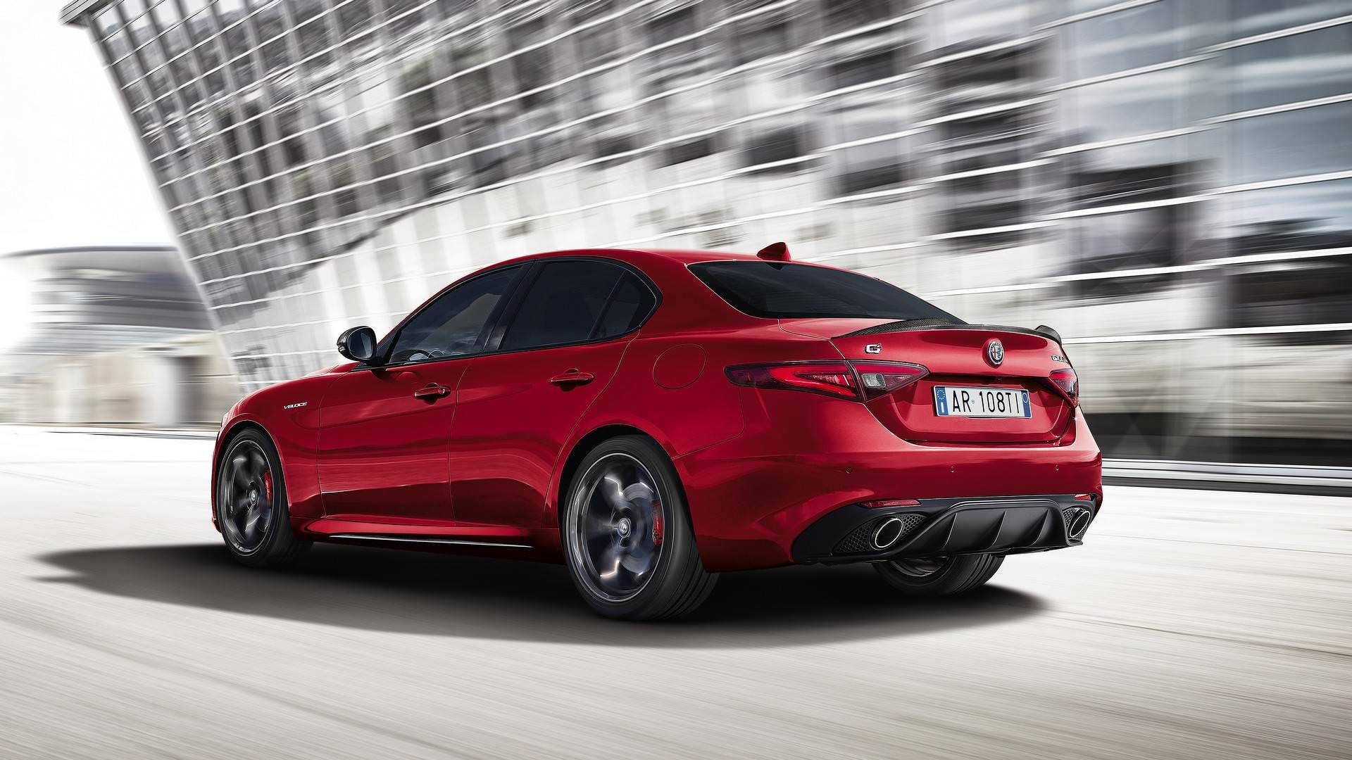 Alfa Romeo Giulia Veloce / آلفا رومئو جولیا ولوسی