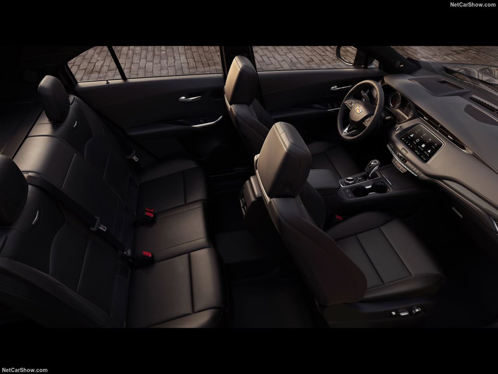 Cadillac XT4 / کادیلاک