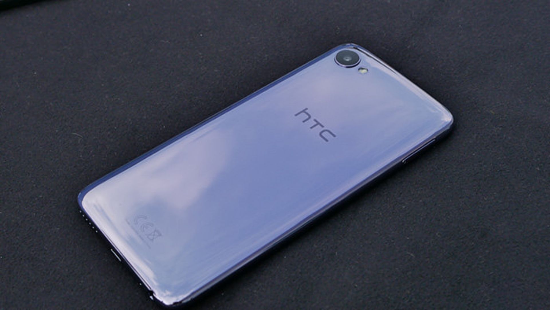 اچ تی سی دیزایر 12 و 12 پلاس /  htc desire 12 , 12 plus