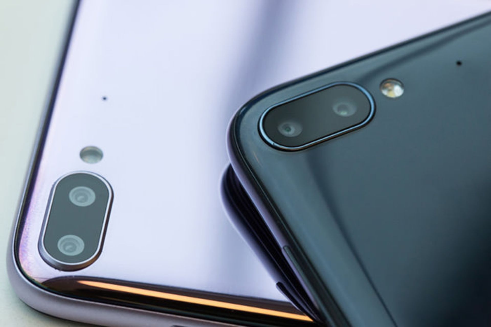 اچ تی سی دیزایر 12 و 12 پلاس /  htc desire 12 , 12 plus