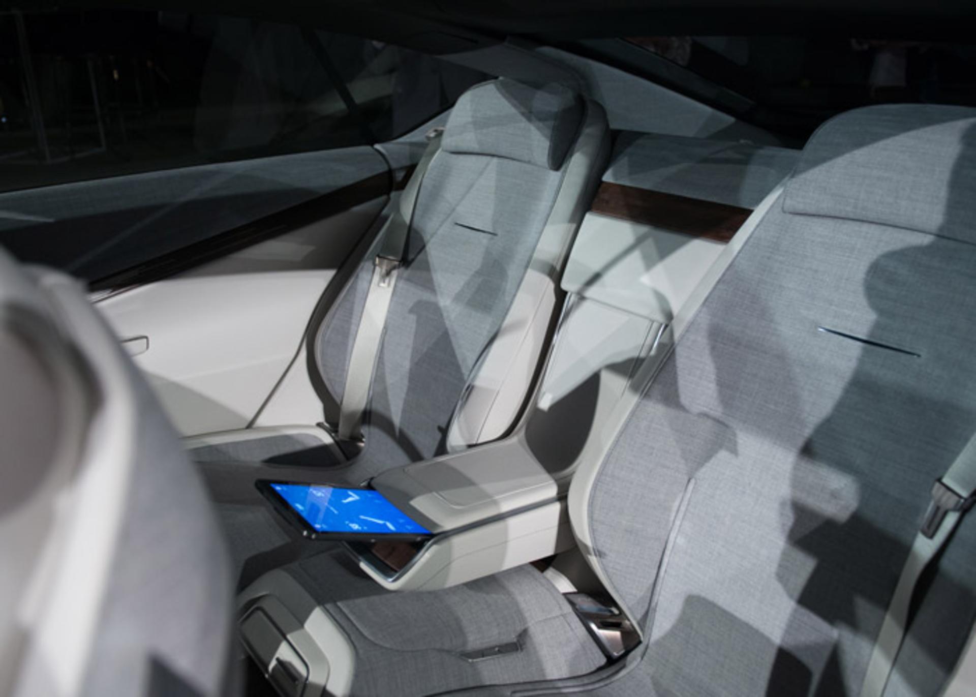 کادیلاک اسکالا/ Cadillac Escala