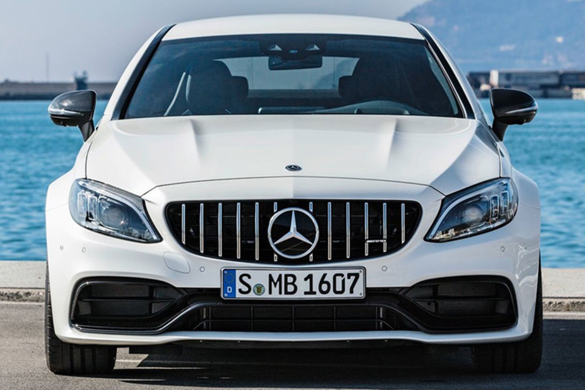 Mercedes-Benz C63 S AMG Coupe