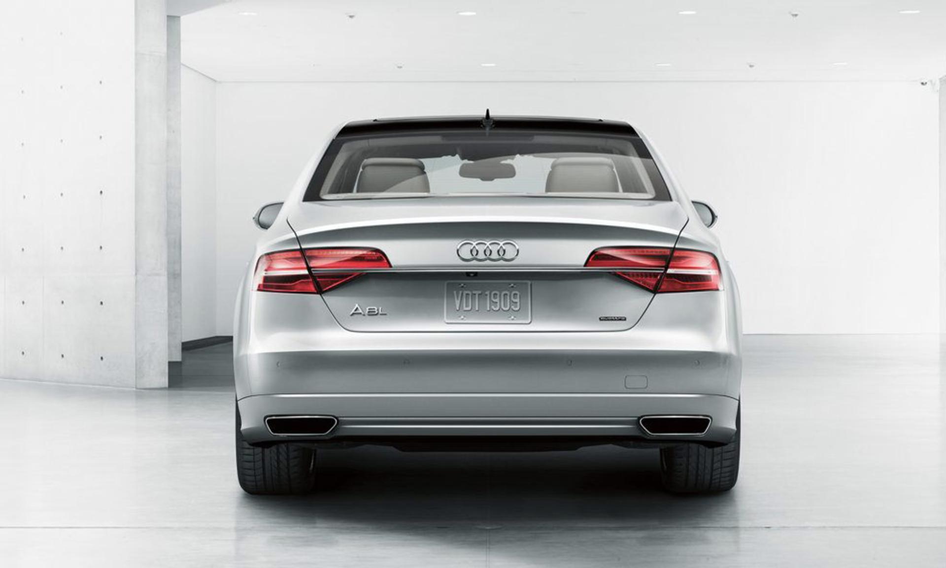 آئودی / Audi A8