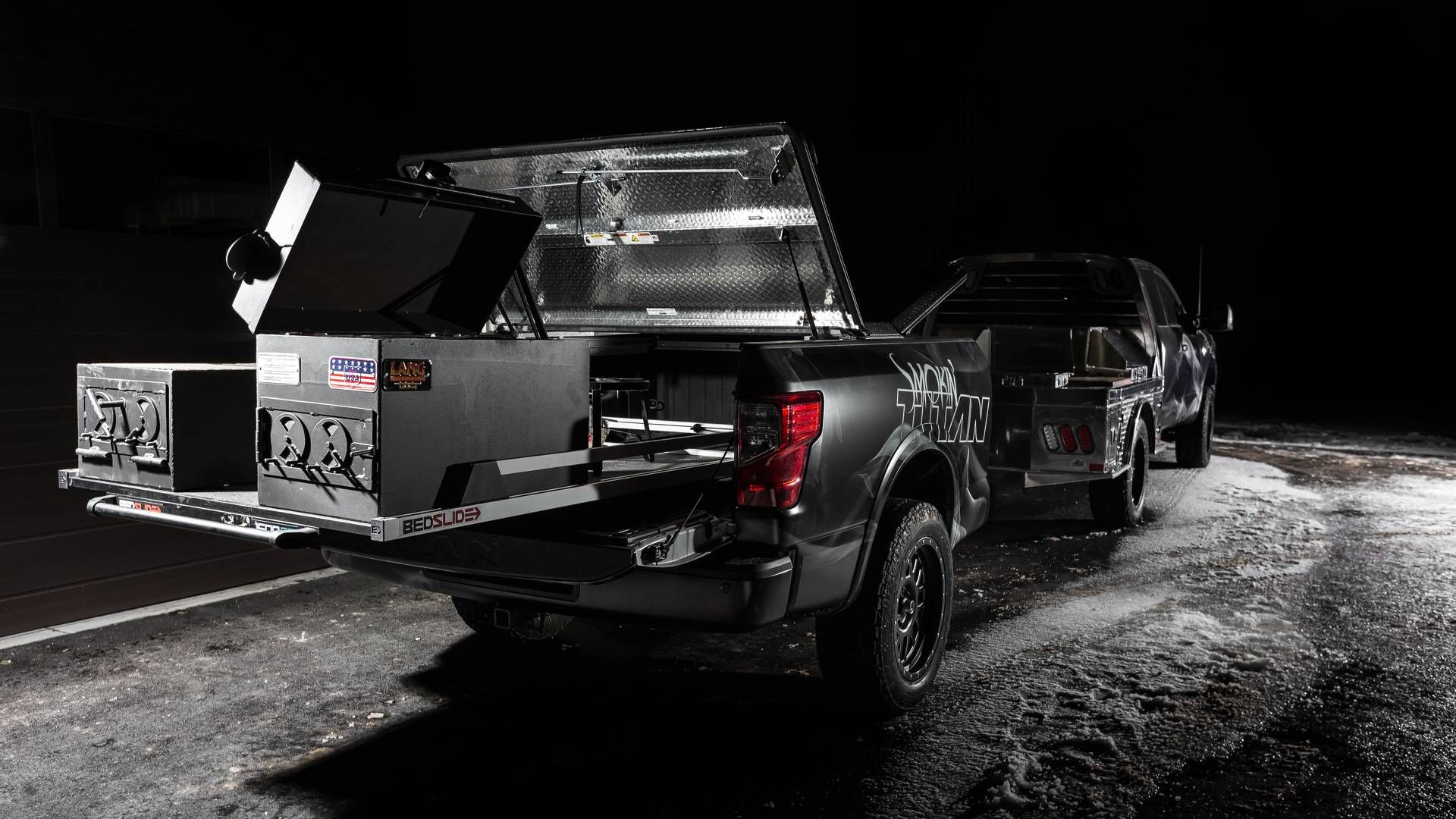 Nissan Smokin Titan / وانت نیسان اسموکین تایتان