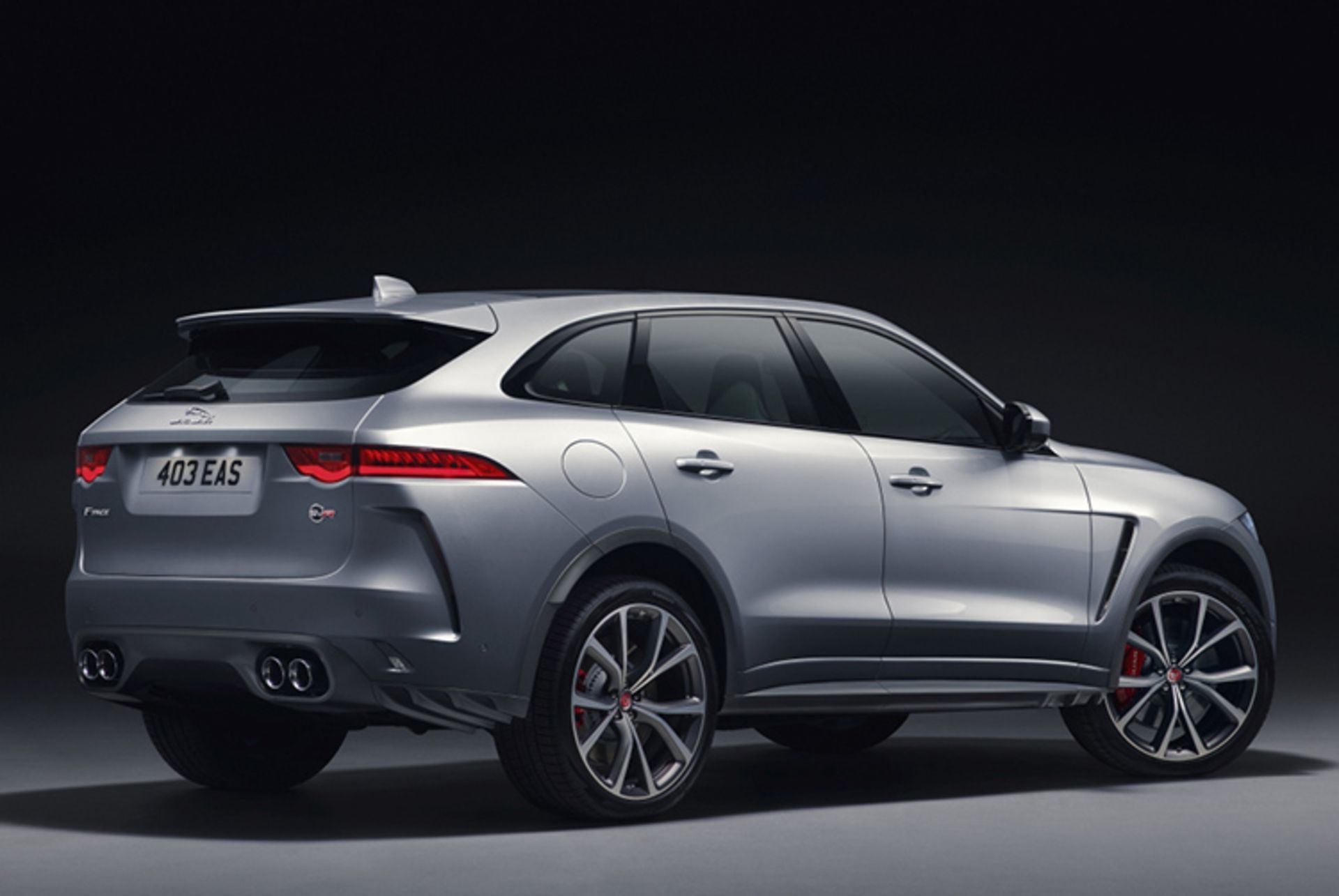 Jaguar F-Pace SVR