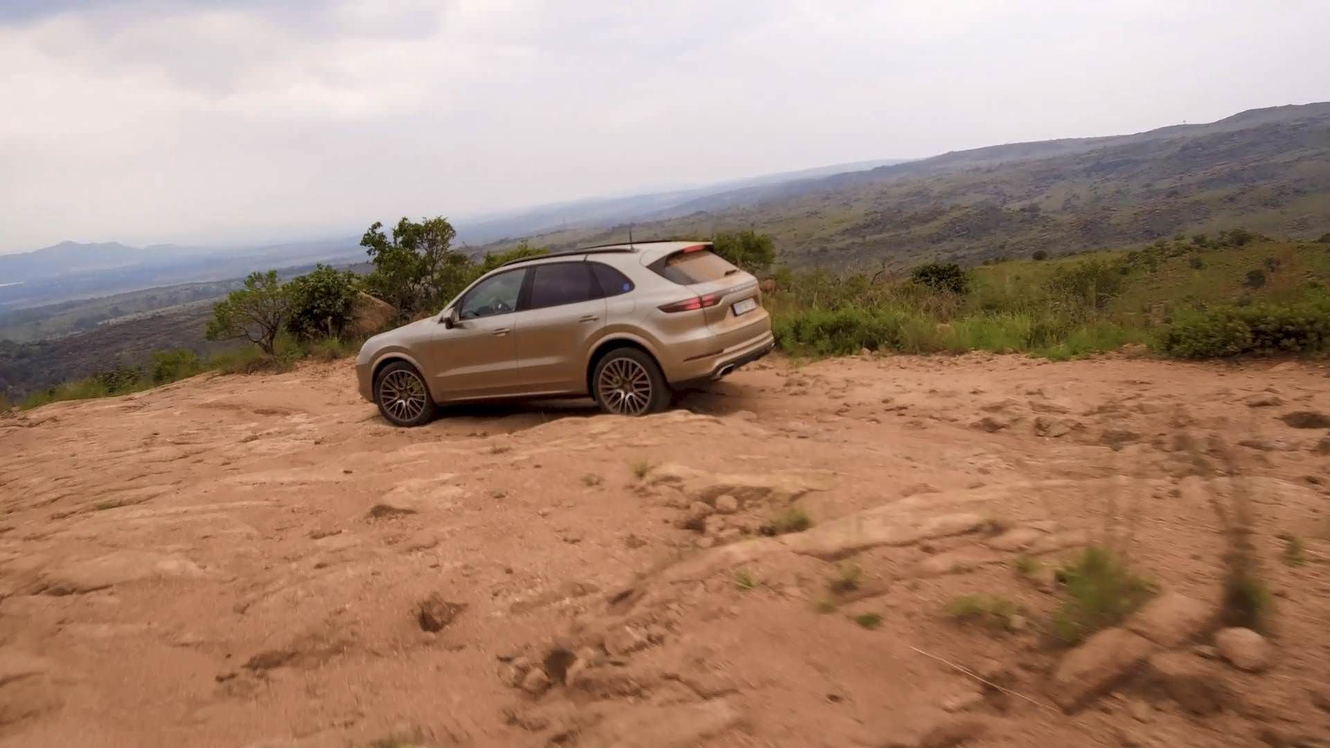2019 PORSCHE CAYENNE E-HYBRID / پورشه کاین ای-هیبرید مدل 2019