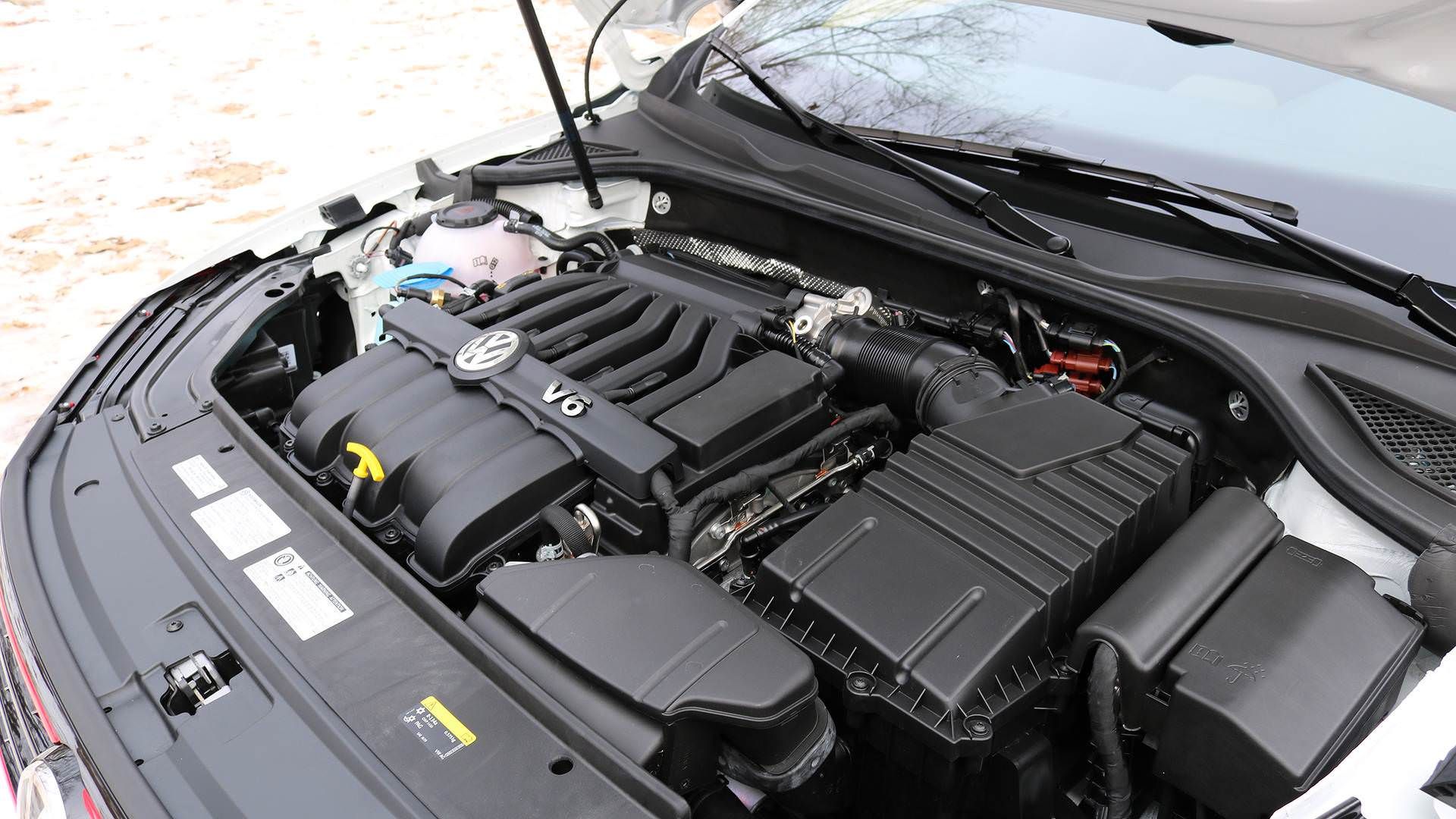 2018 Volkswagen Passat GT / فولکس‌واگن پاسات GT مدل 2018