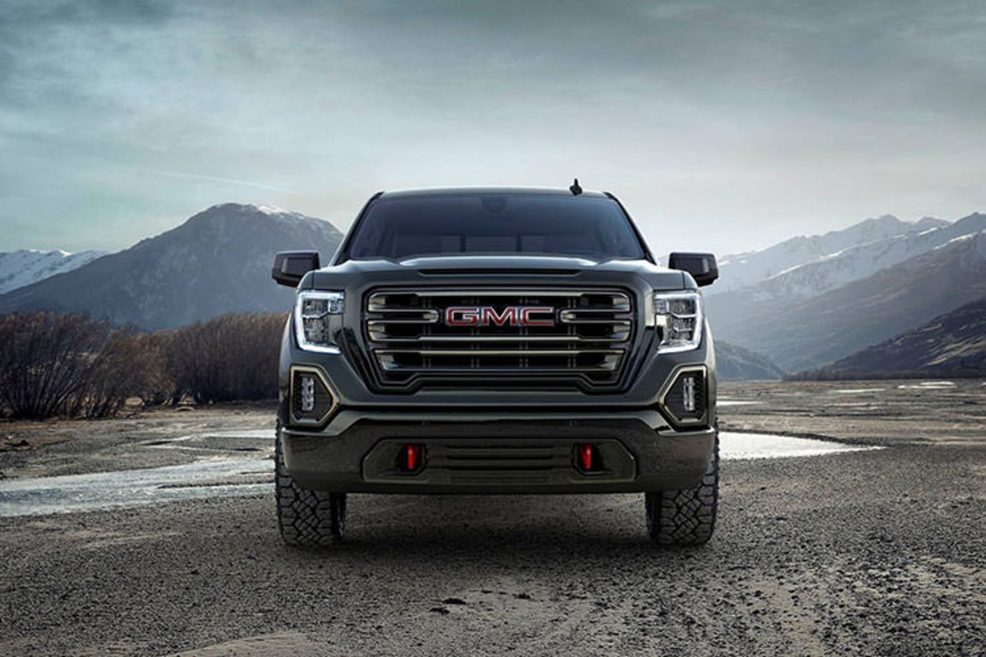 2019 GMC Sierra AT4 / وانت پیک‌آپ جی‌ام‌سی سیرا مدل 2019