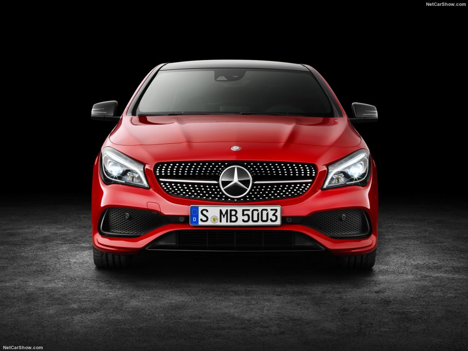 مرسدس بنز / Mercedes-Benz CLA