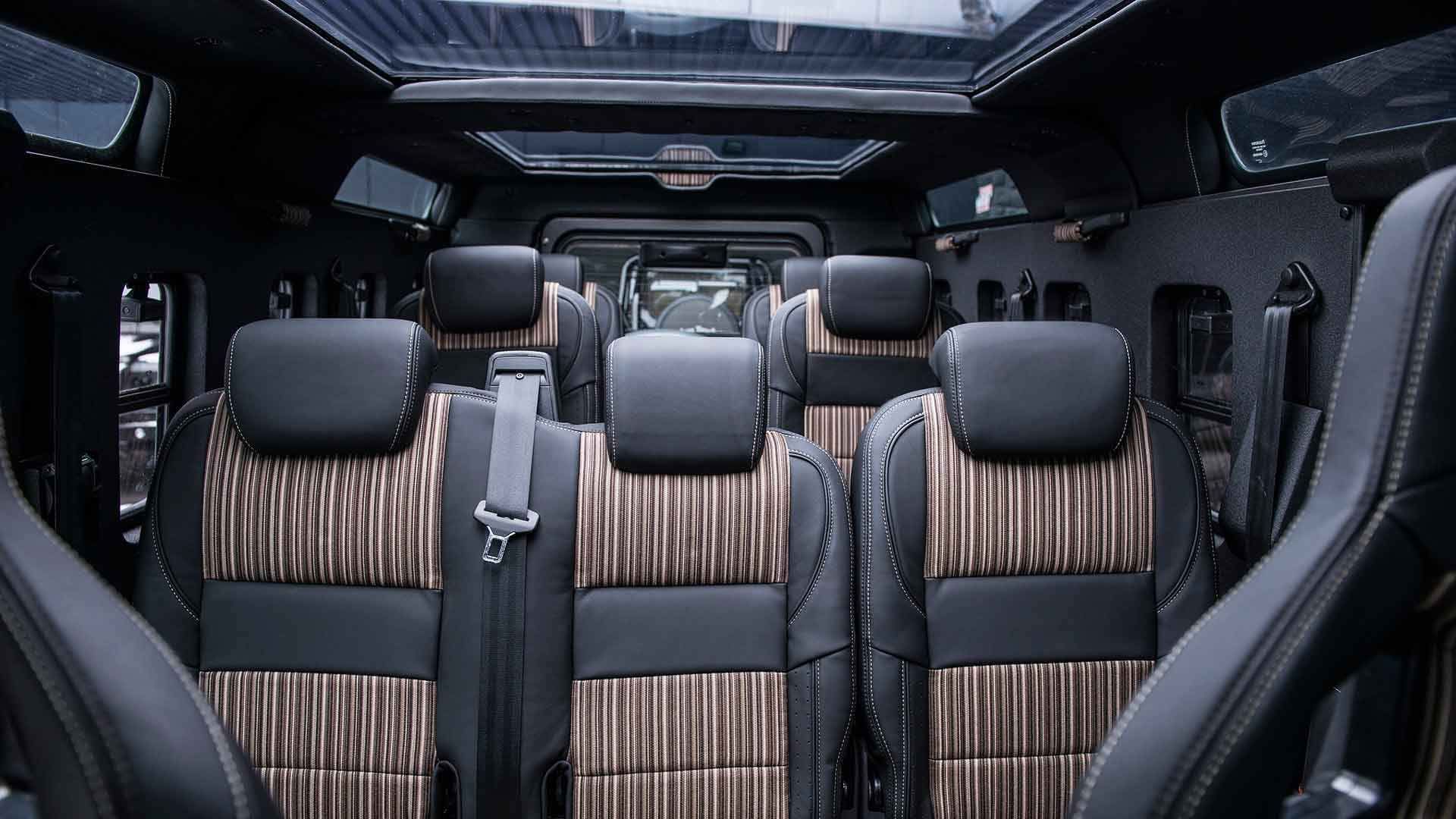 Land Rover Defender 6by6 / لندرور دیفندر 6 چرخ