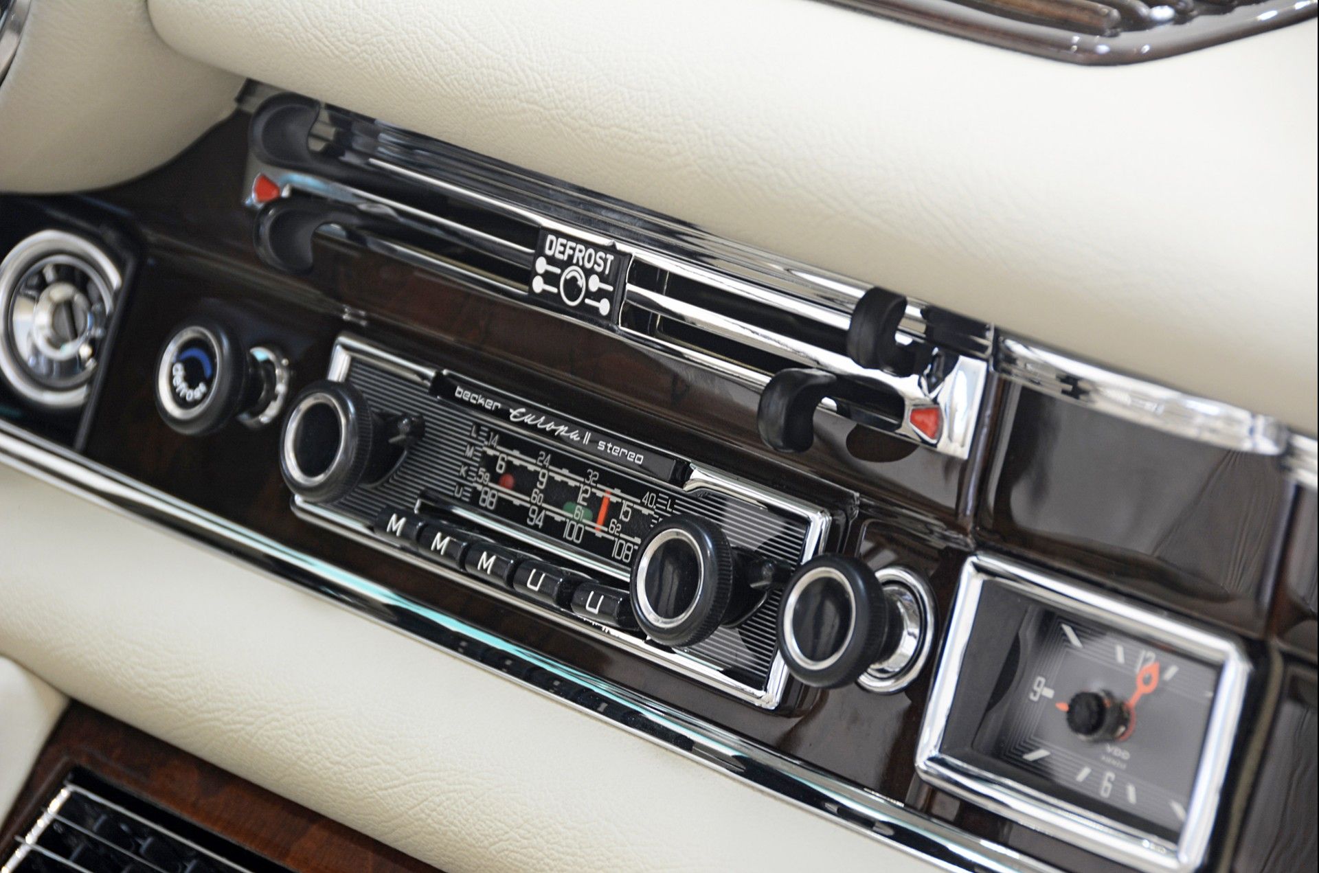Mercedes Benz classic  280 SE
