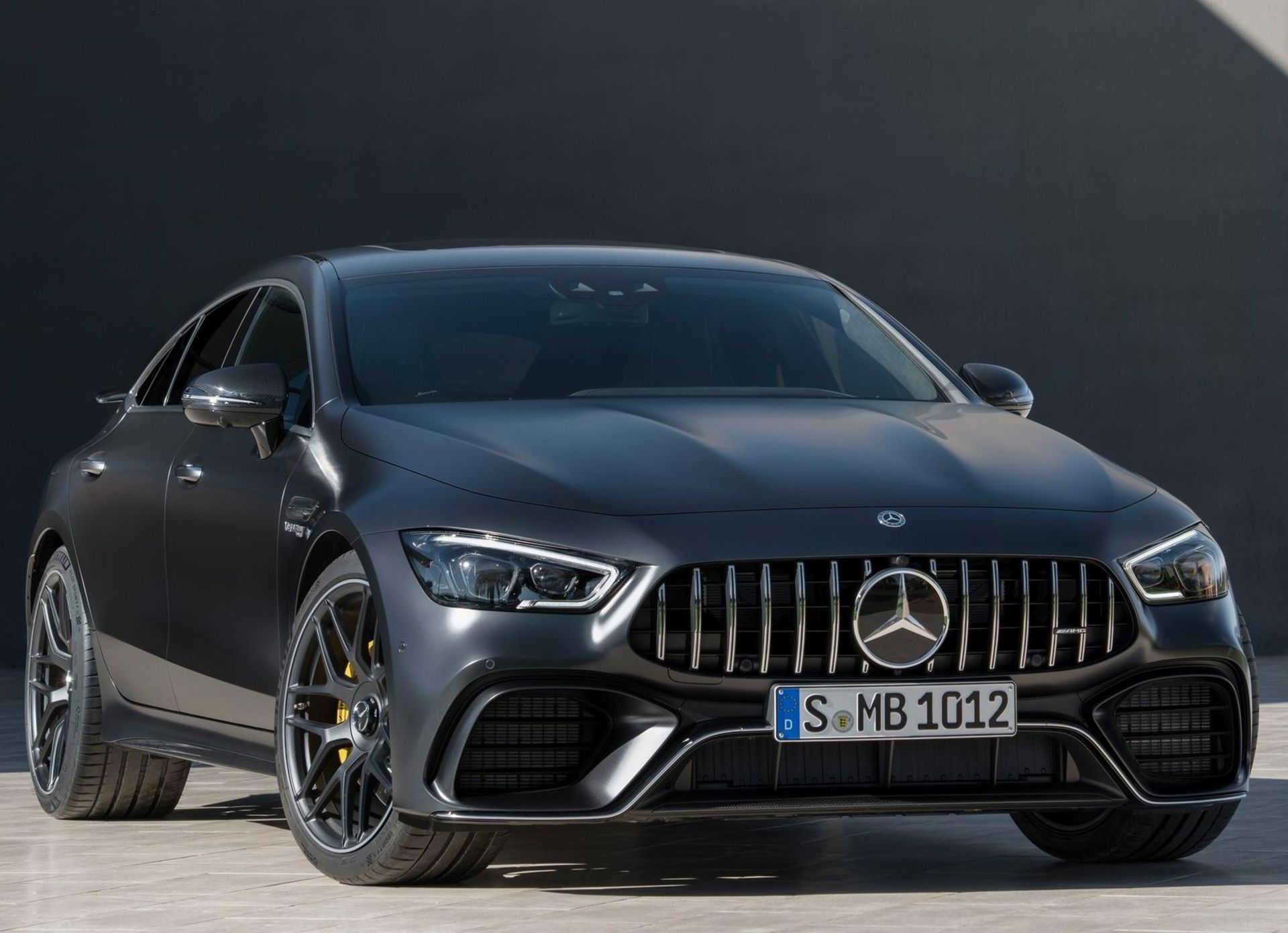 Mercedes-Benz AMG GT Sedan