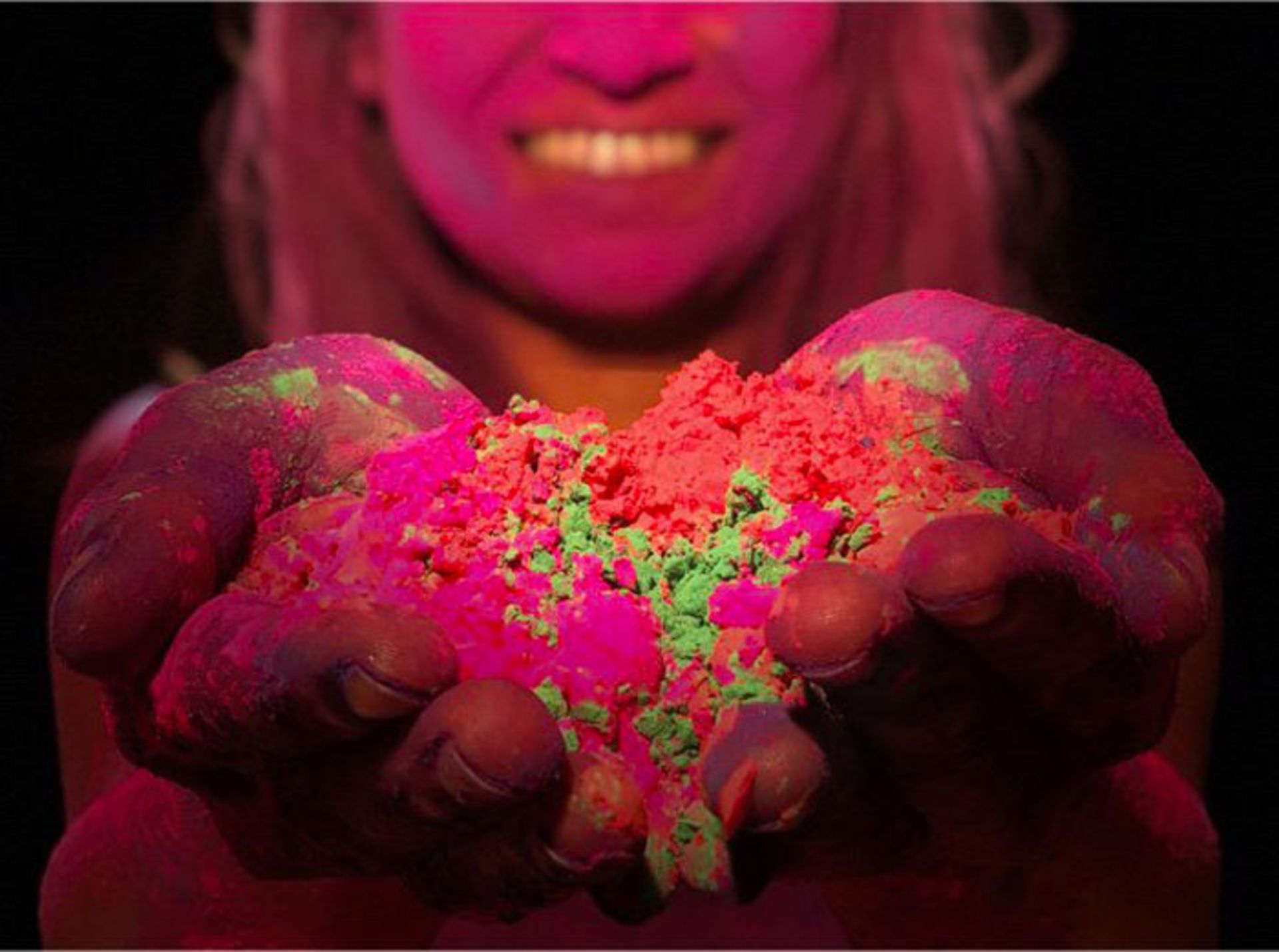 مراسم رنگ پاشی هند