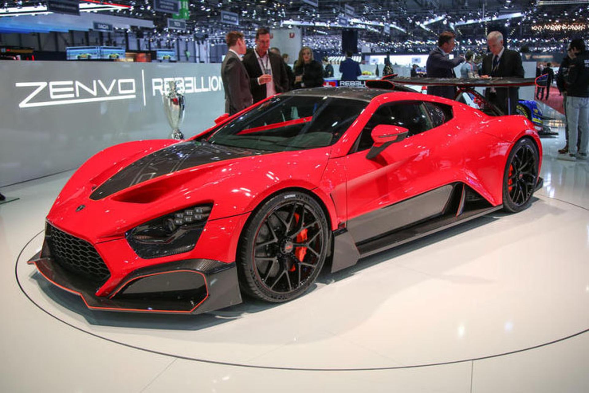 زنوو TSR-S