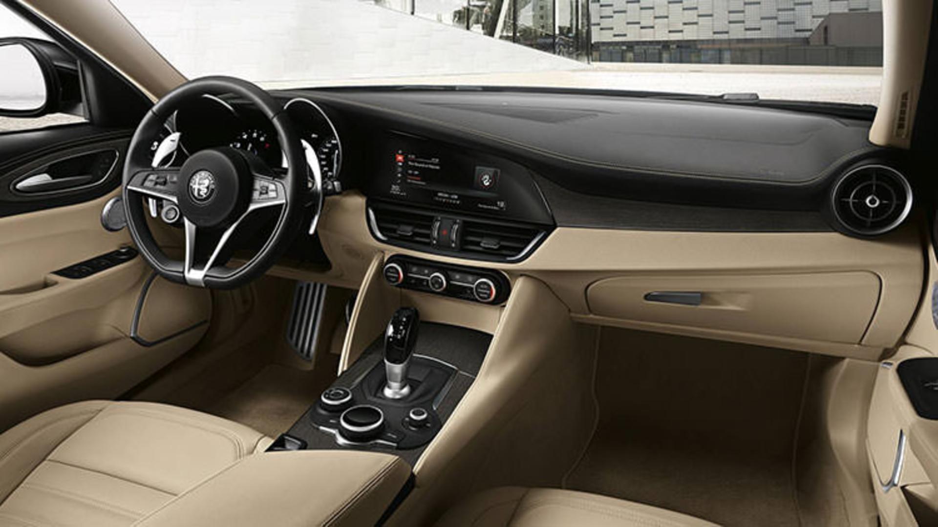 Alfa Romeo Giulia / آلفا رومئو جولیا 