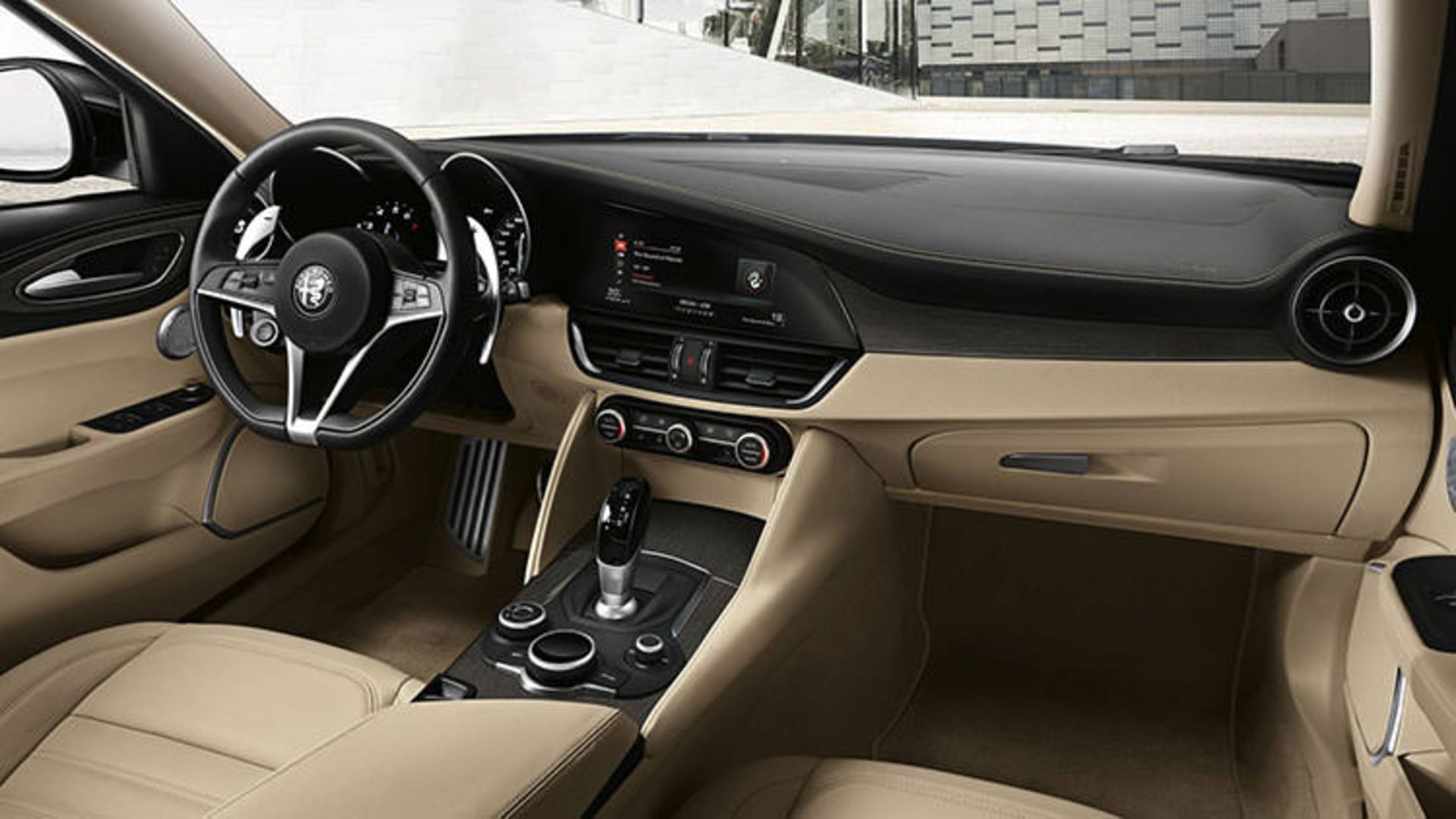 Alfa Romeo Giulia / آلفا رومئو جولیا 