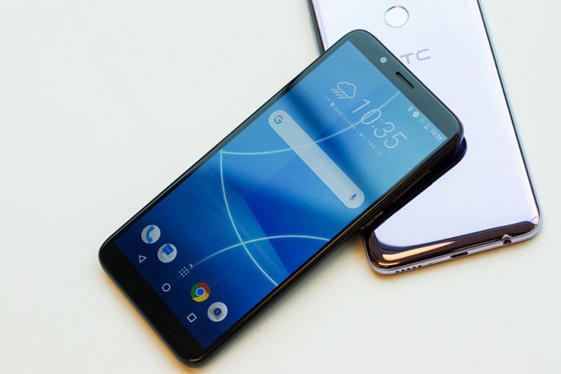 اچ تی سی دیزایر 12 و 12 پلاس /  htc desire 12 , 12 plus