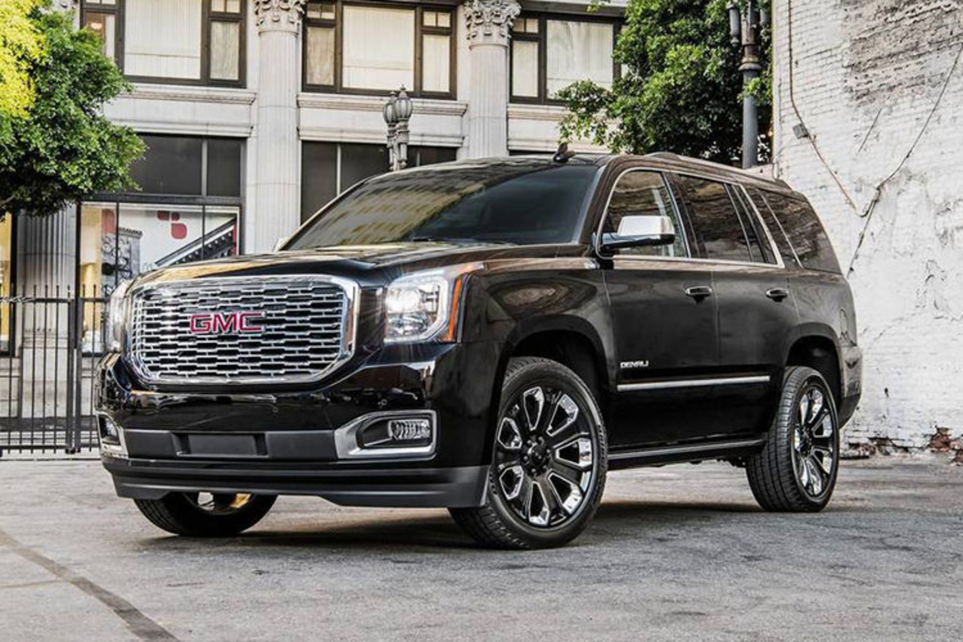 جی ام سی یوکان / GMC Yukon
