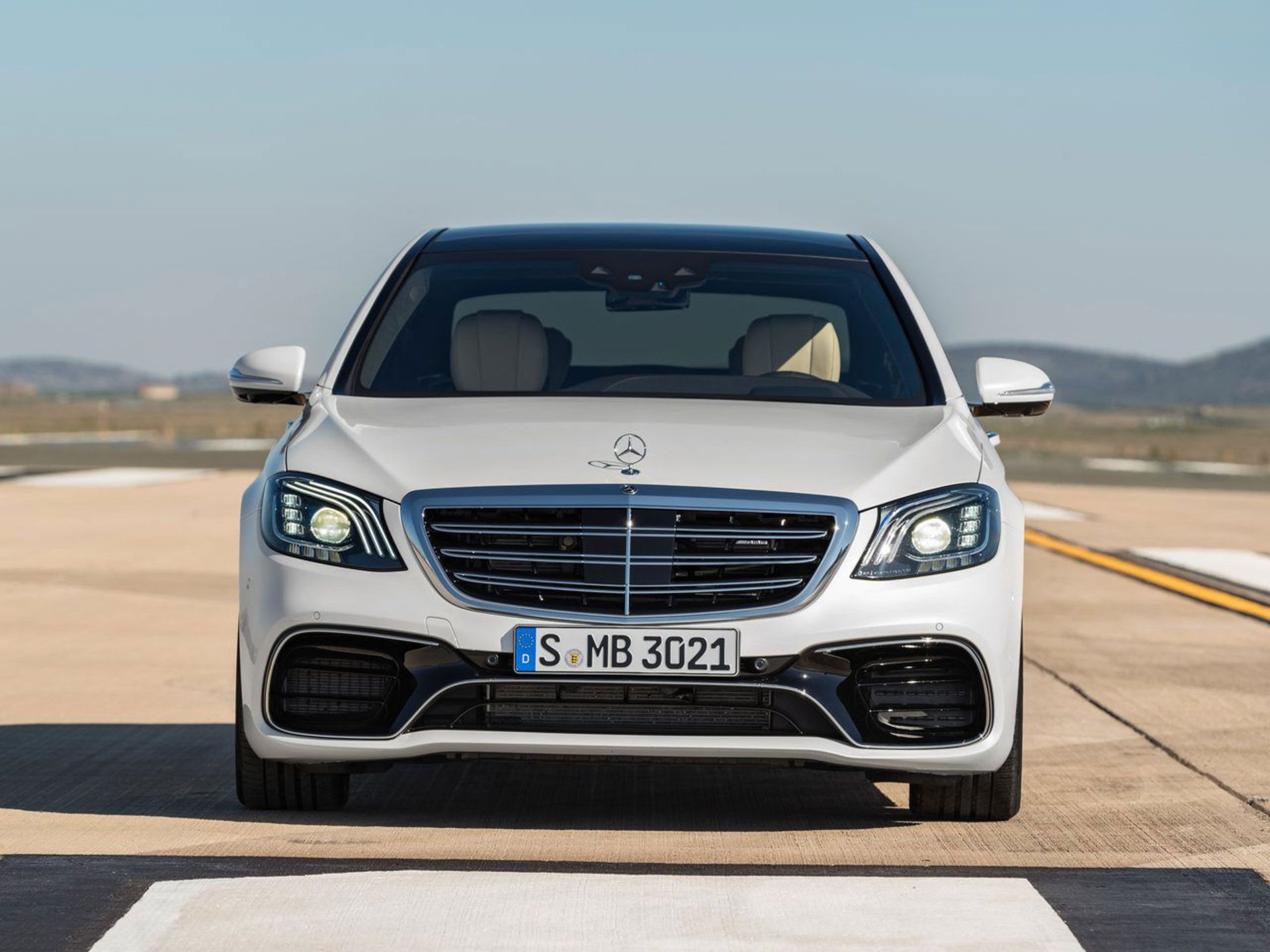 مرسدس بنز / Mercedes-Benz AMG S63