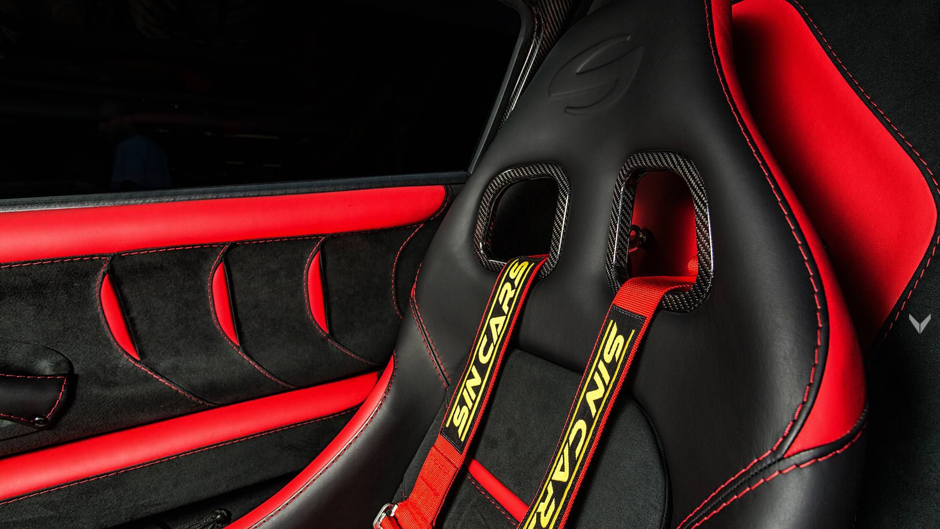 سین کارز R1 550 / Sin R1 550