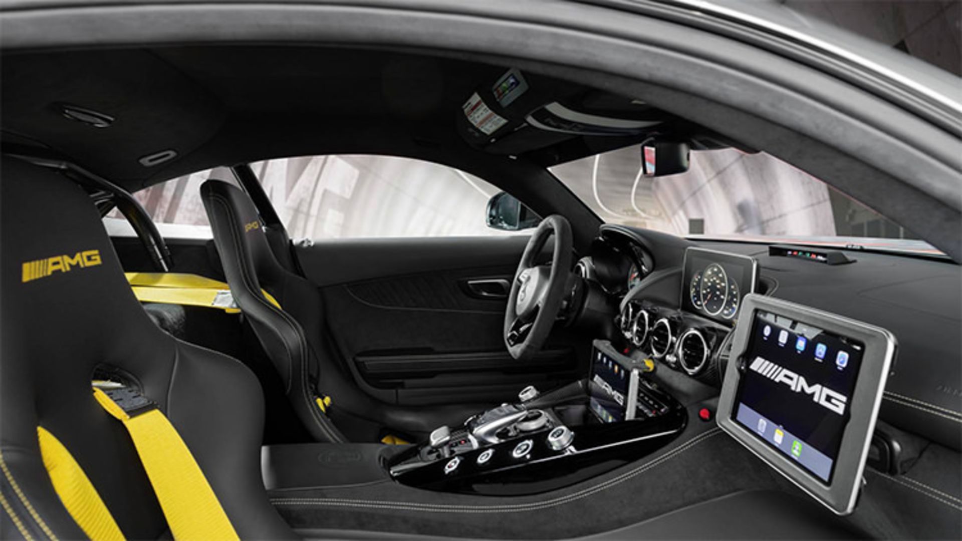 مرسدس خودروی ایمنی فرمول یک / AMG GT R F1 Safety Car