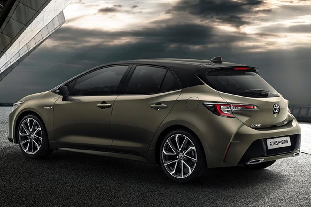  Toyota Auris
