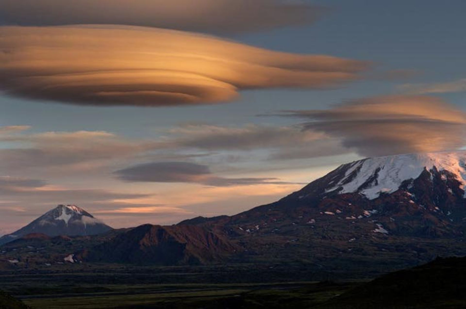 Lenticular عدسی وار