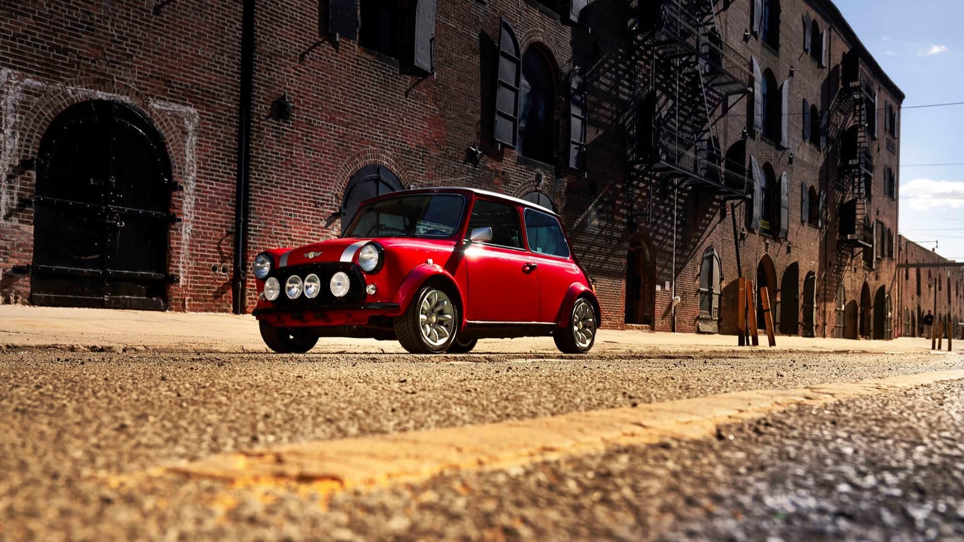 classic Mini Electric / خودروی کلاسیک الکتریکی مینی