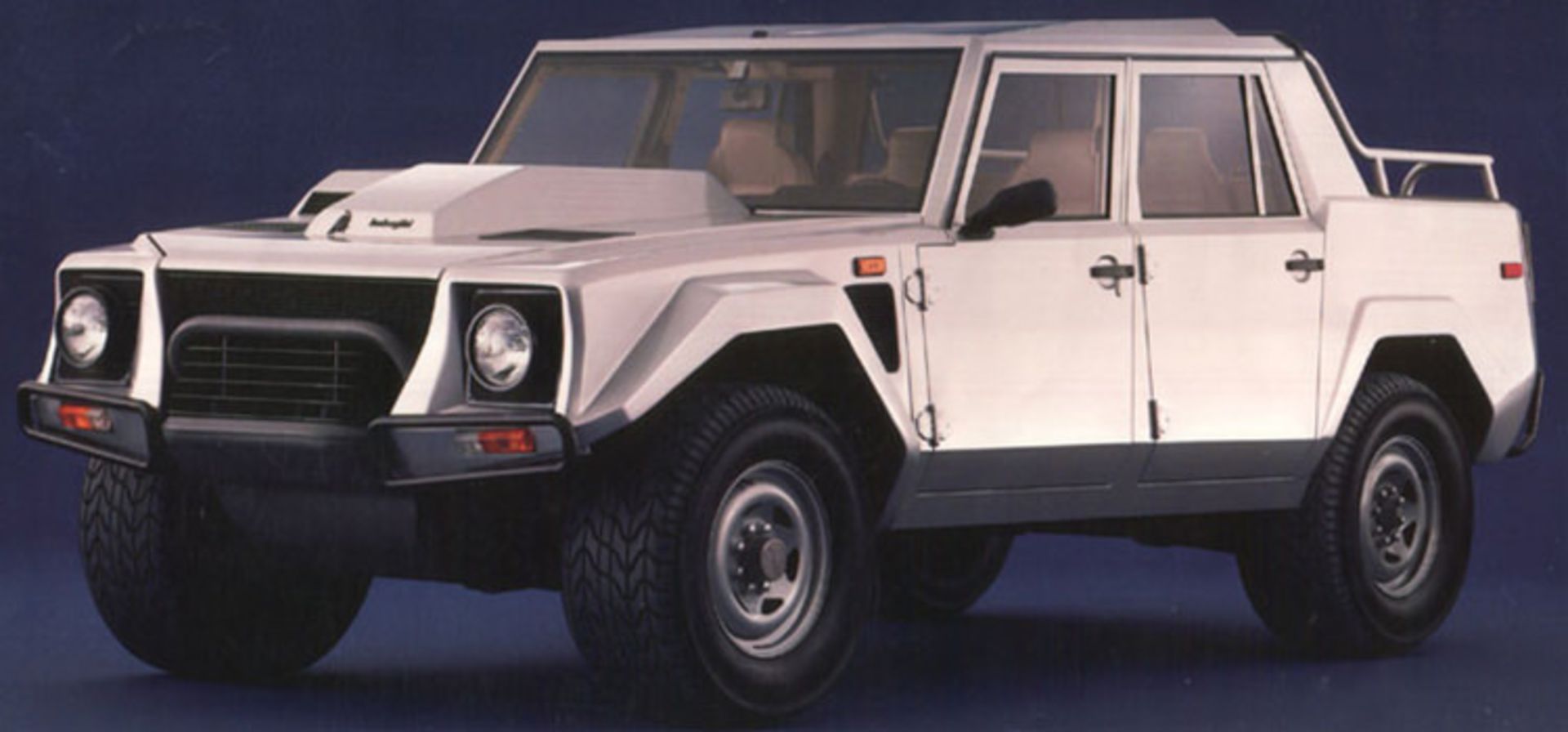 Lamborghini LM002 / لامبورگینی