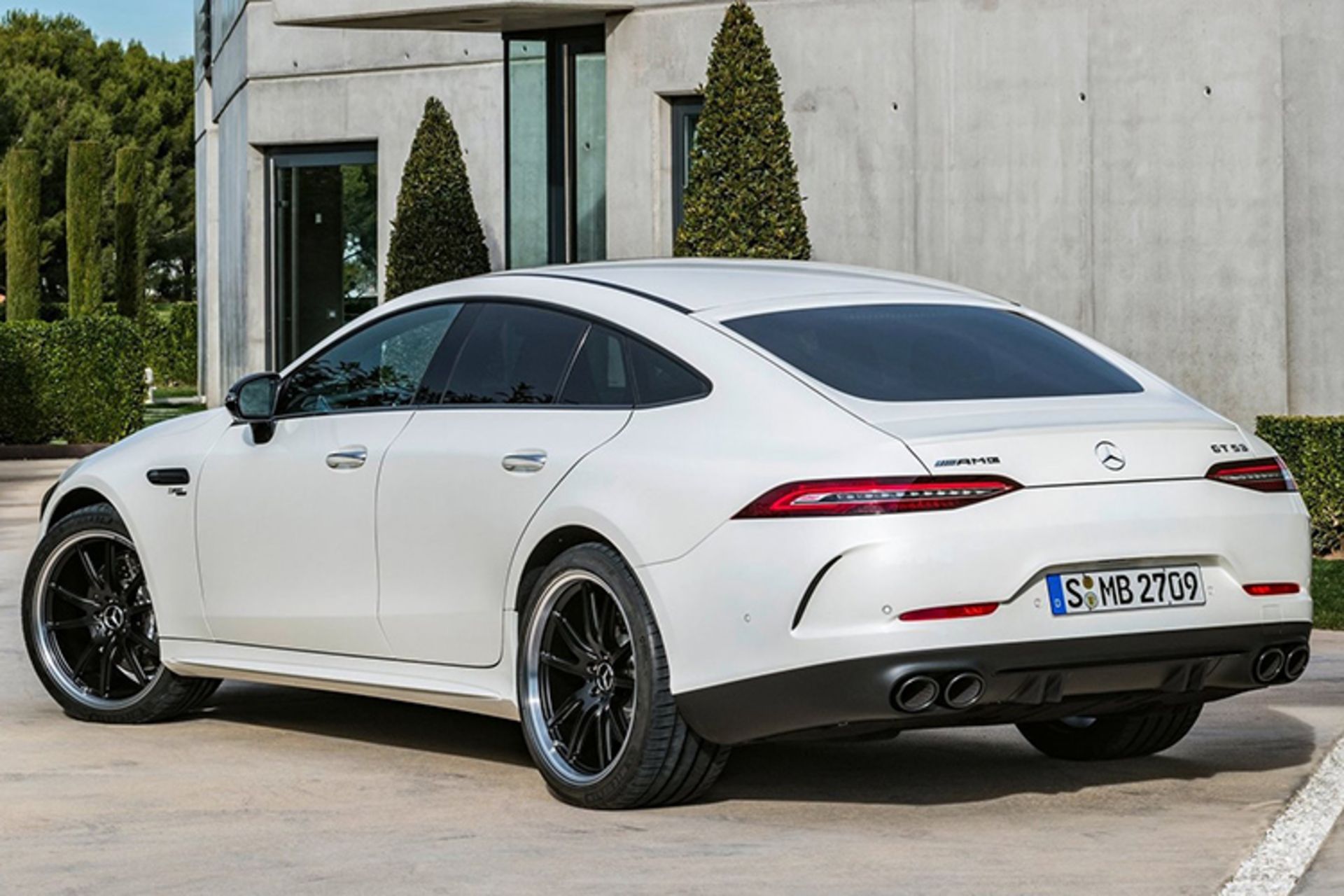 Mercedes-Benz AMG GT Sedan