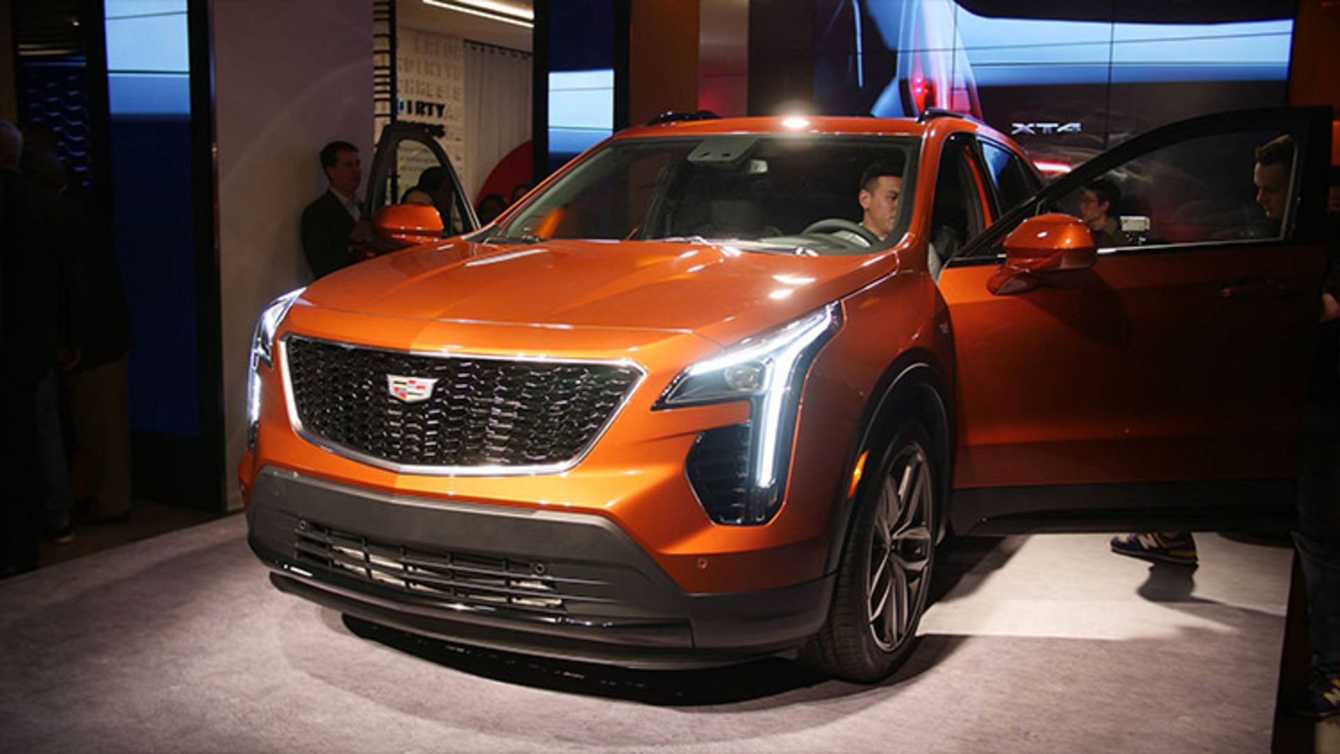 Cadillac XT4 / کادیلاک