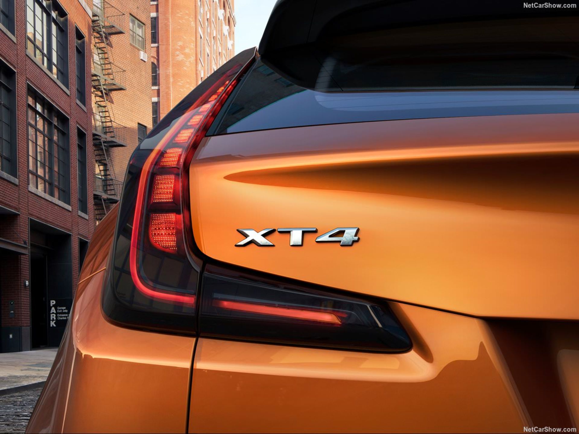 Cadillac XT4 / کادیلاک