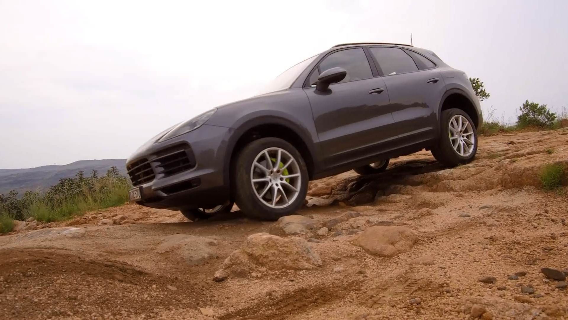 2019 PORSCHE CAYENNE E-HYBRID / پورشه کاین ای-هیبرید مدل 2019