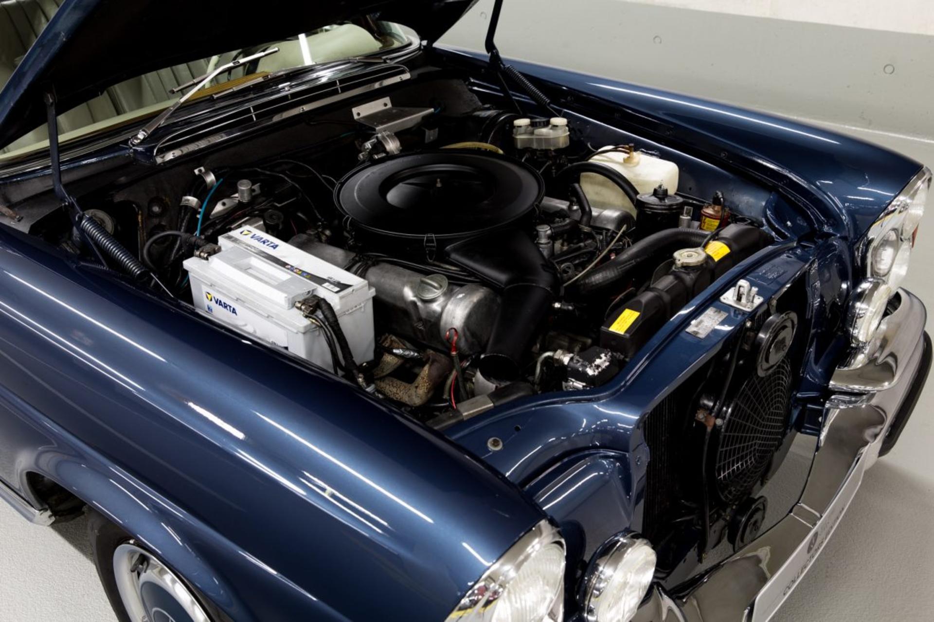 مرسدس بنز 280 SE کابریولت 3.5/Mercedes Benz 280 SE 3.5 Cabriolet (W111)