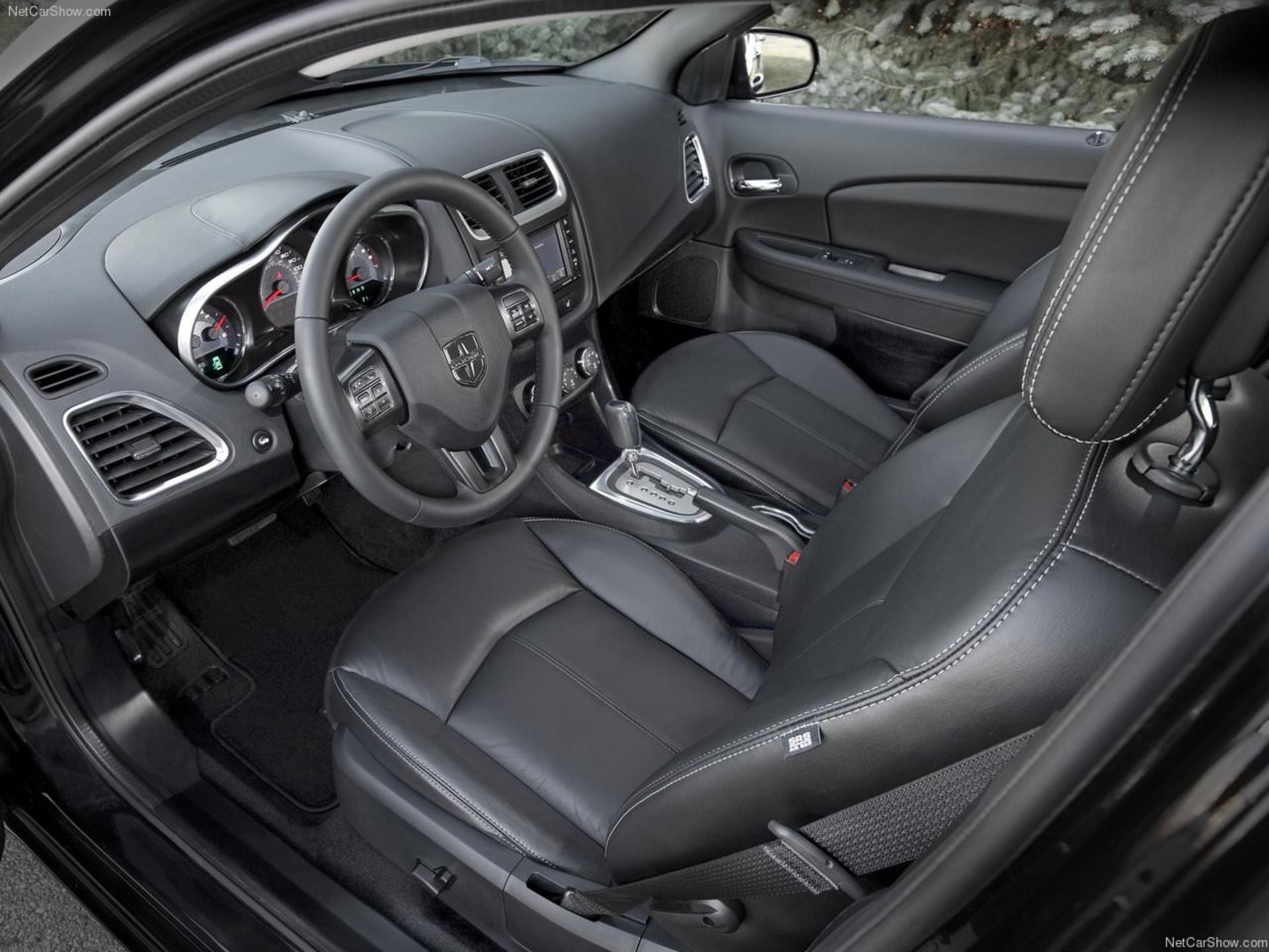 Dodge Avenger / دوج اونجر
