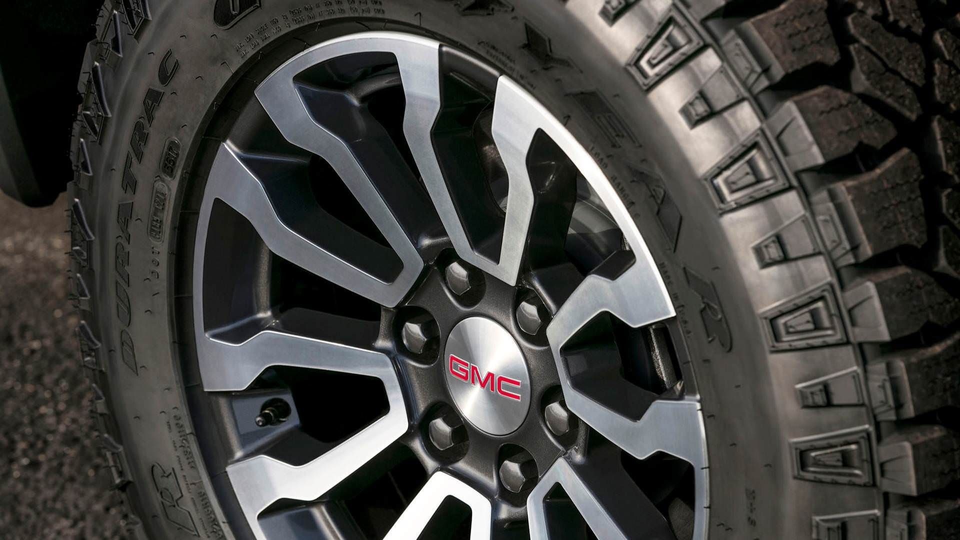 2019 GMC Sierra AT4 / وانت پیک‌آپ جی‌ام‌سی سیرا مدل 2019