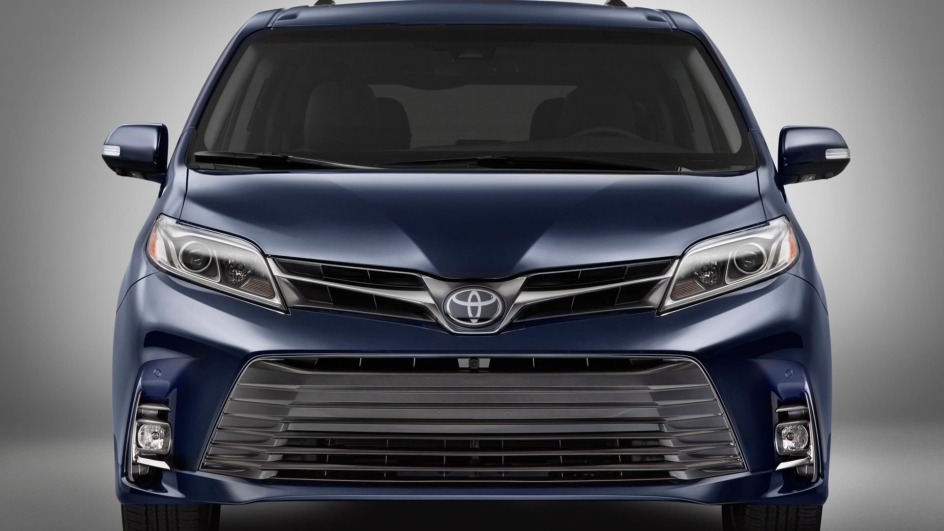 Toyota Sienna / تویوتا سینا